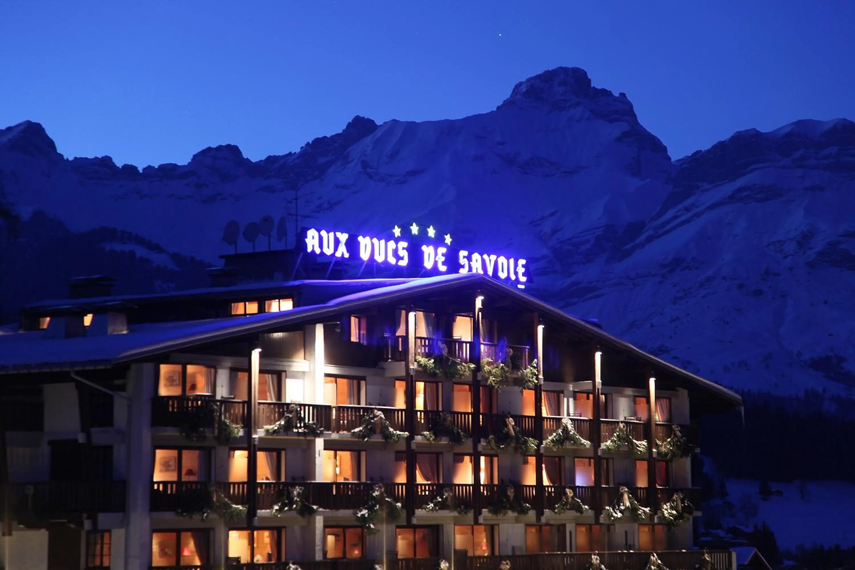 Facade/entrance in Aux Ducs de Savoie