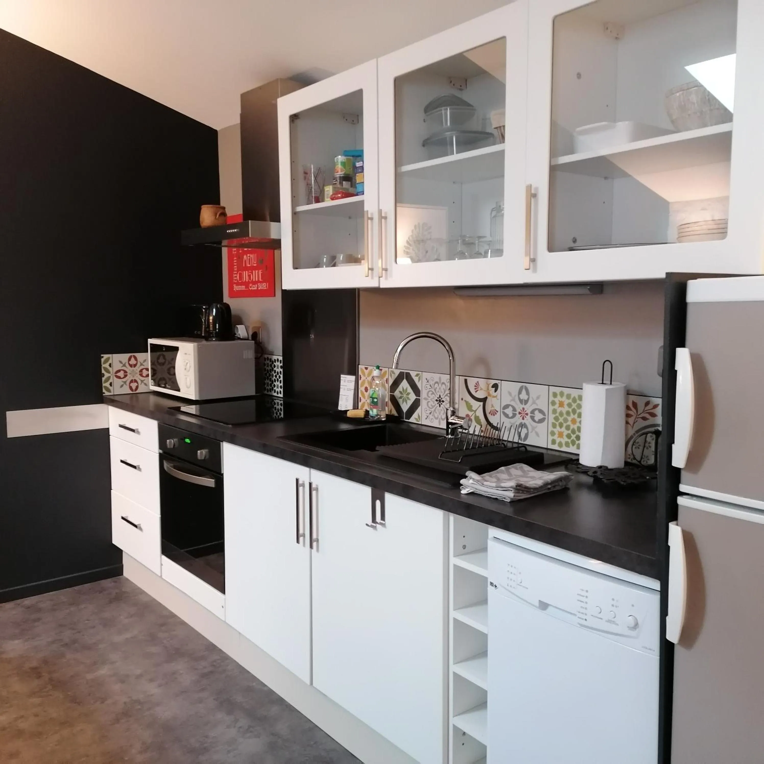 Kitchen or kitchenette in Le Clos des Treilles