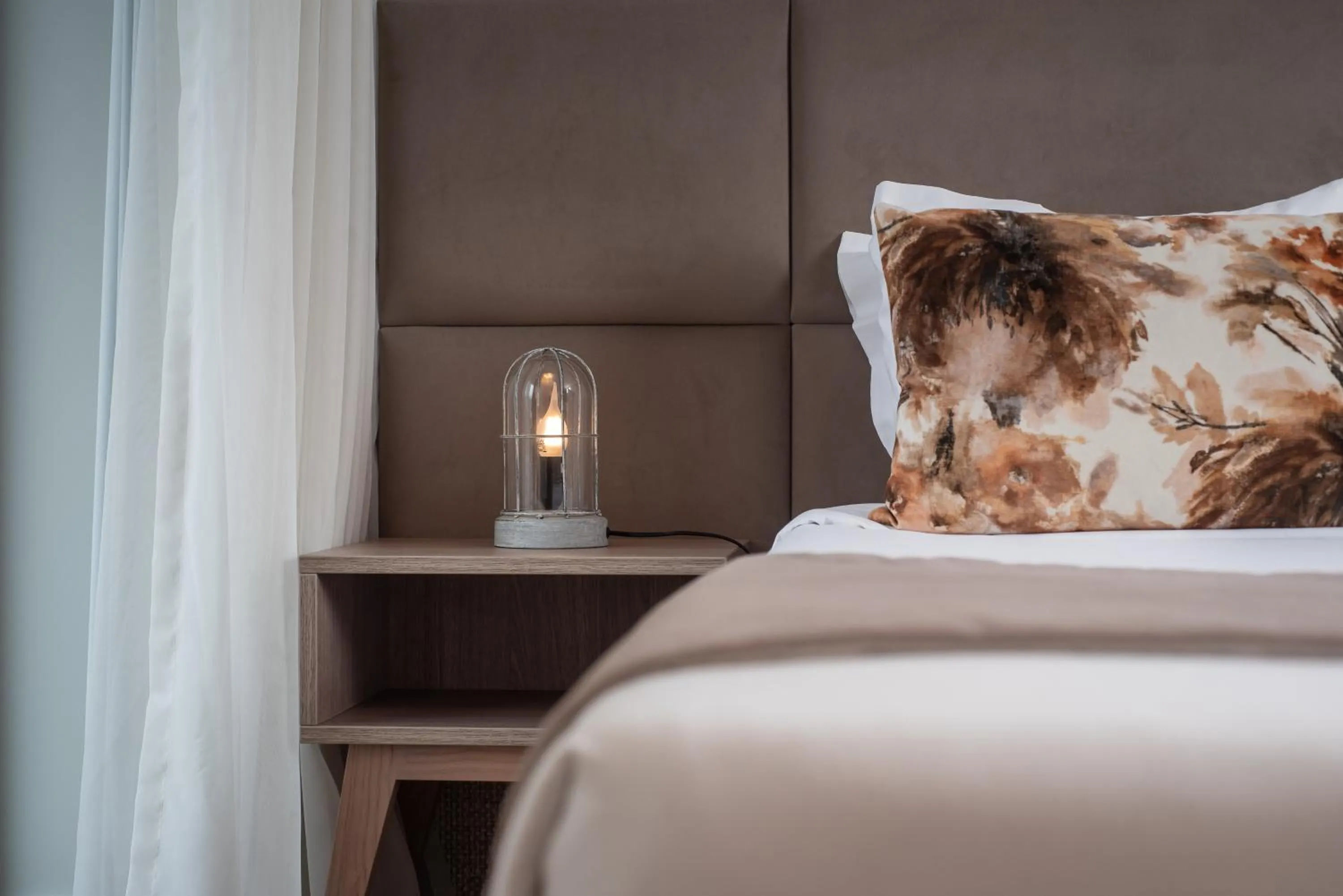 Bedroom, Bed in Essence Inn Marianos Hotel