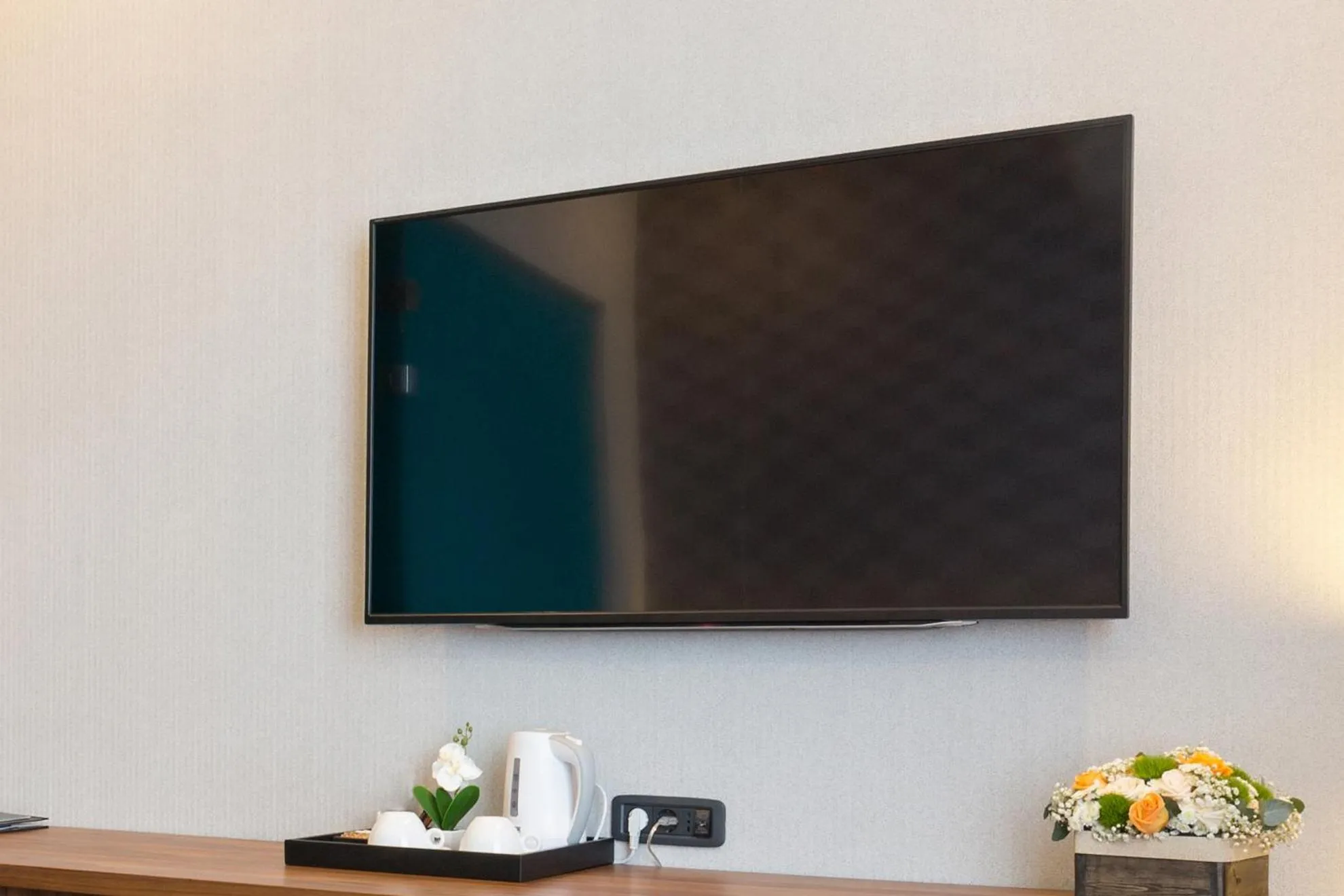 TV and multimedia in Hard Days Night Hotel