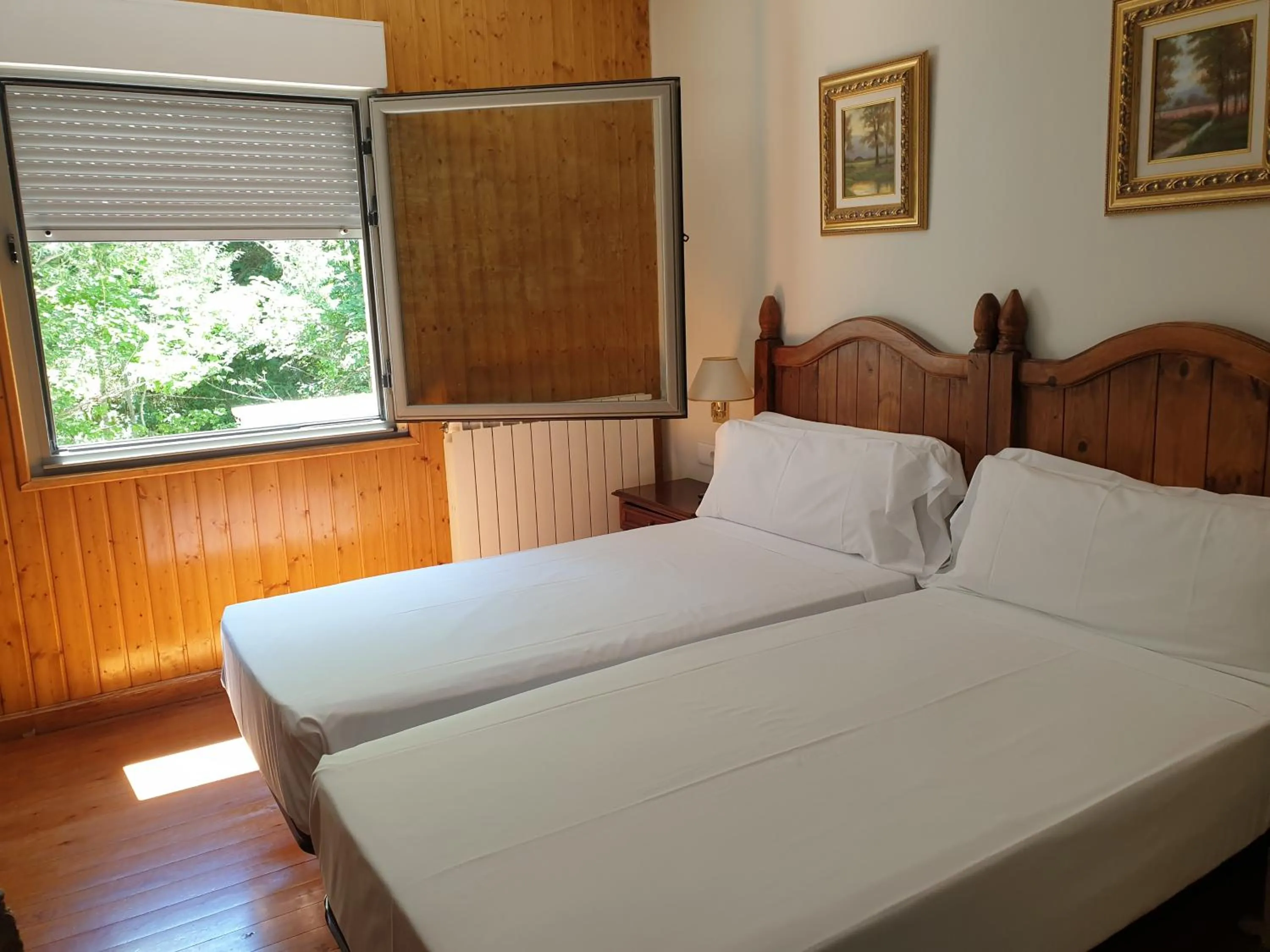 Bed in Balneario Caldas de Luna