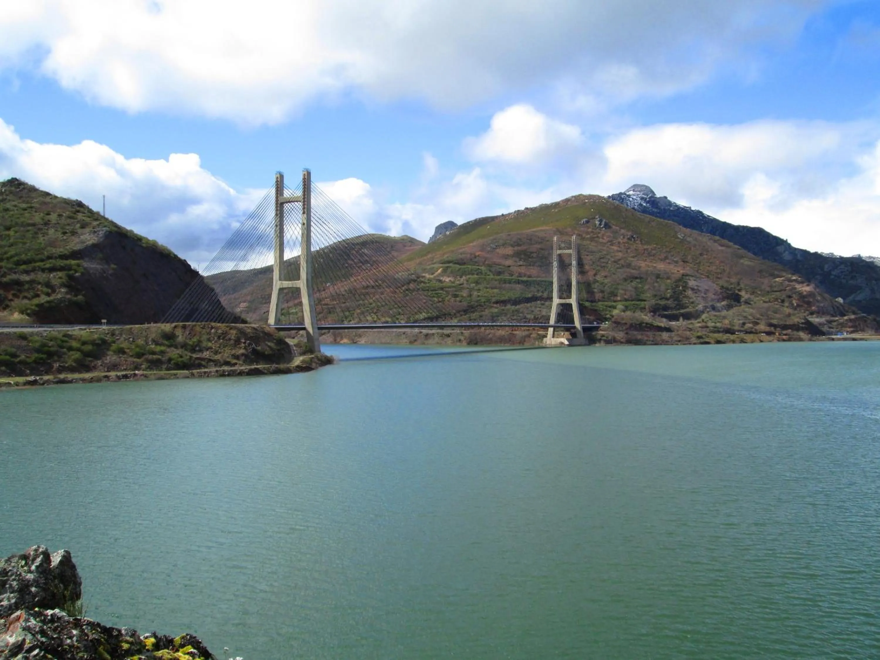 Lake view in Balneario Caldas de Luna