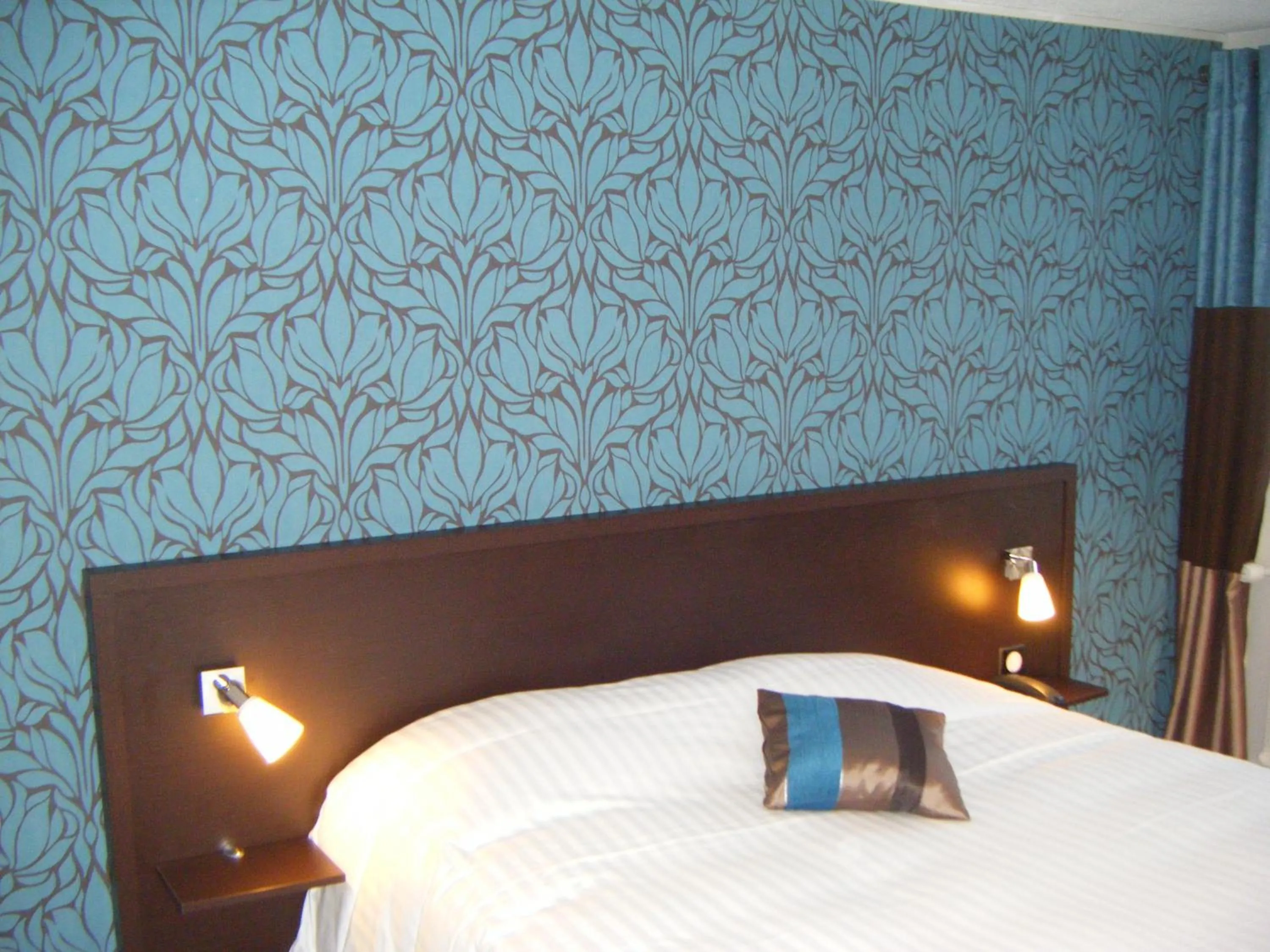 Photo of the whole room, Bed in Logis - Hôtel & Restaurant Le Bellevue