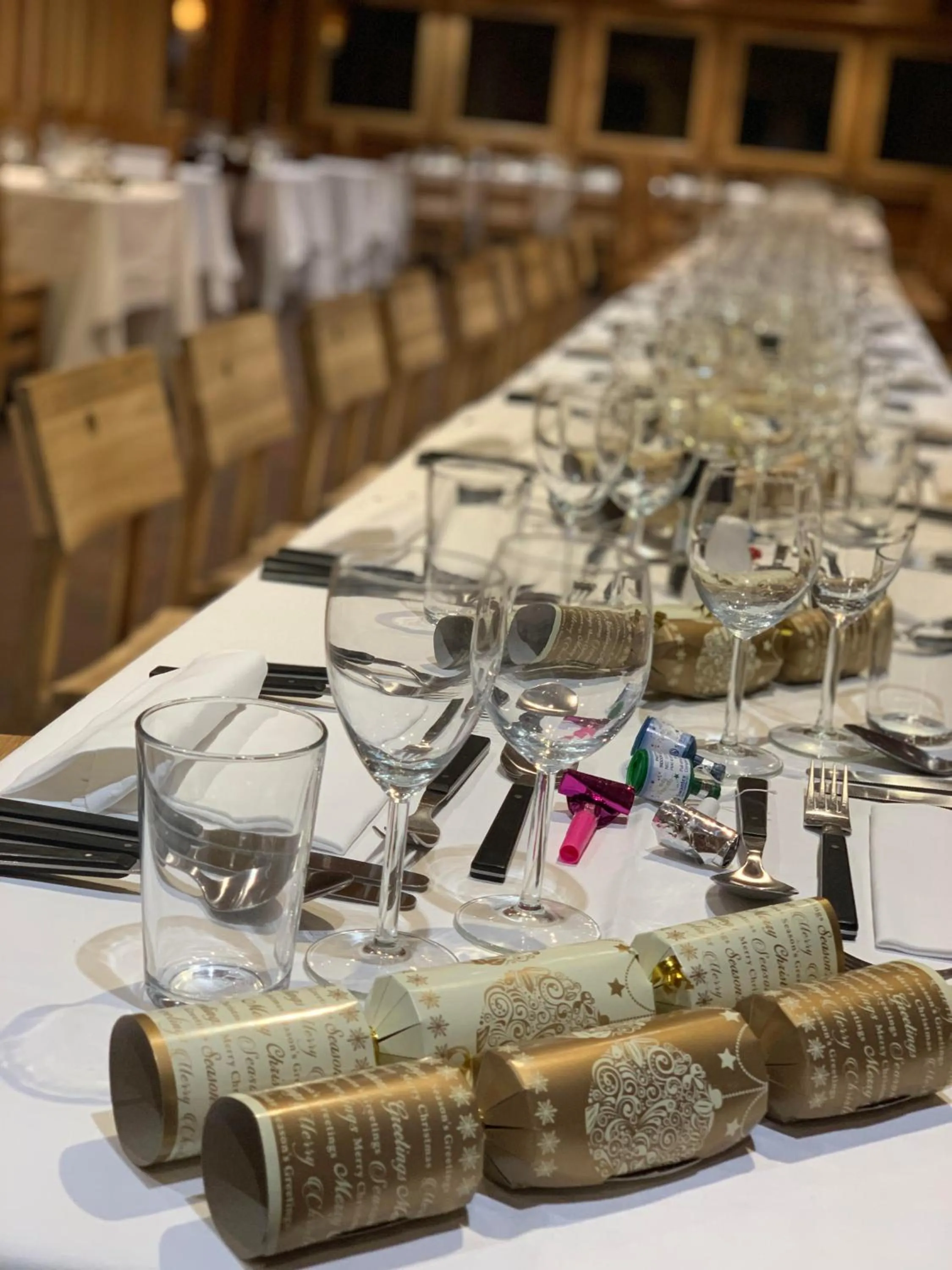 Restaurant/places to eat in Hotel du Lac