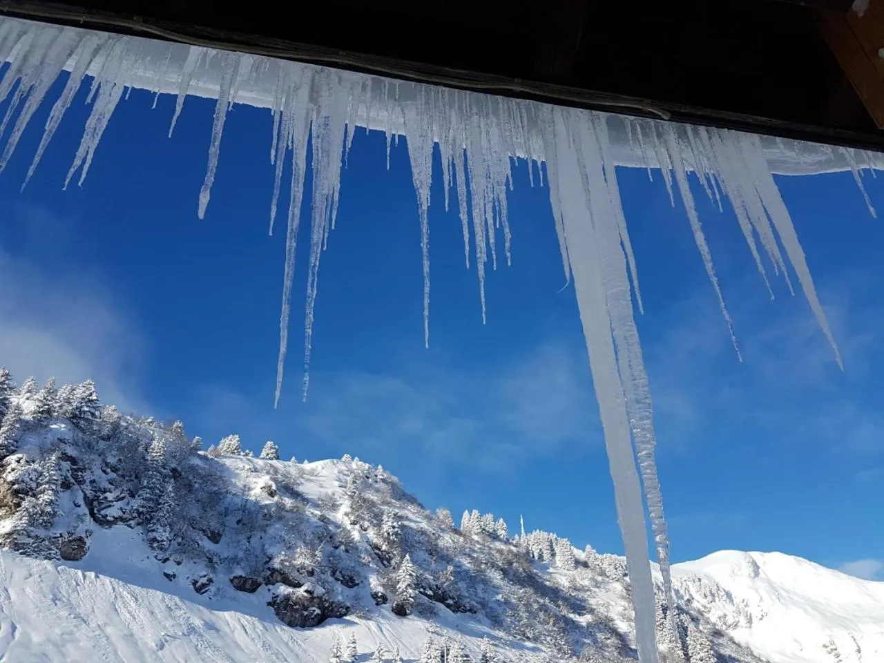 Property building in Hotel du Lac