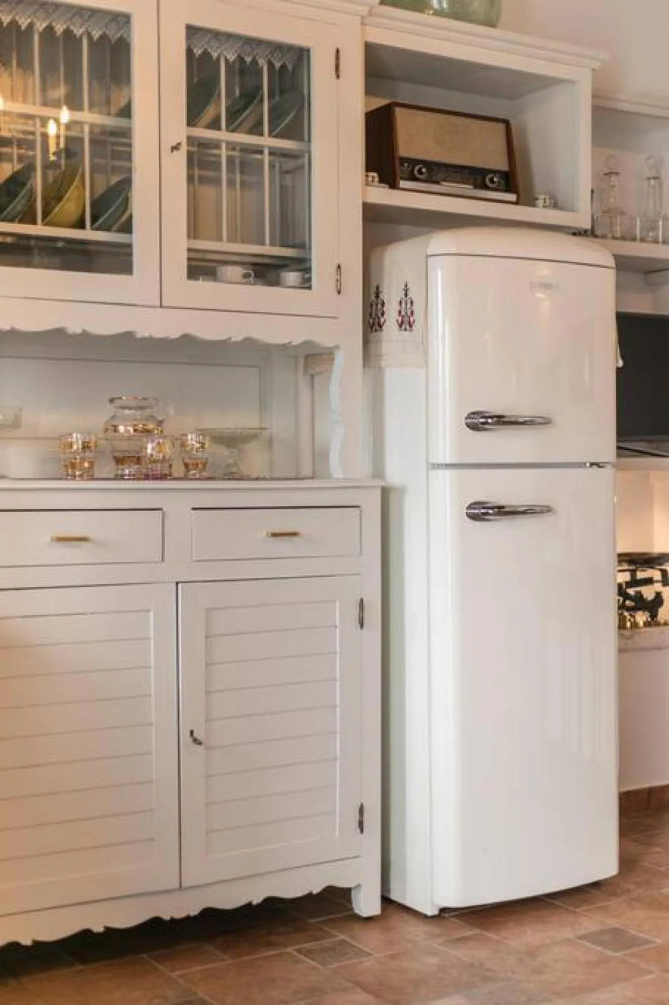 Kitchen or kitchenette in Traditional Inn Pirethron