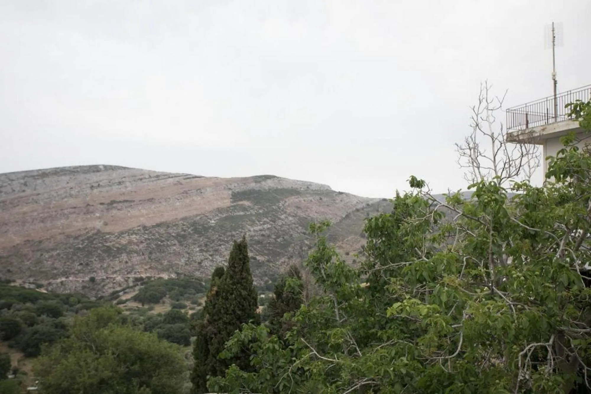 Traditional Inn Pirethron