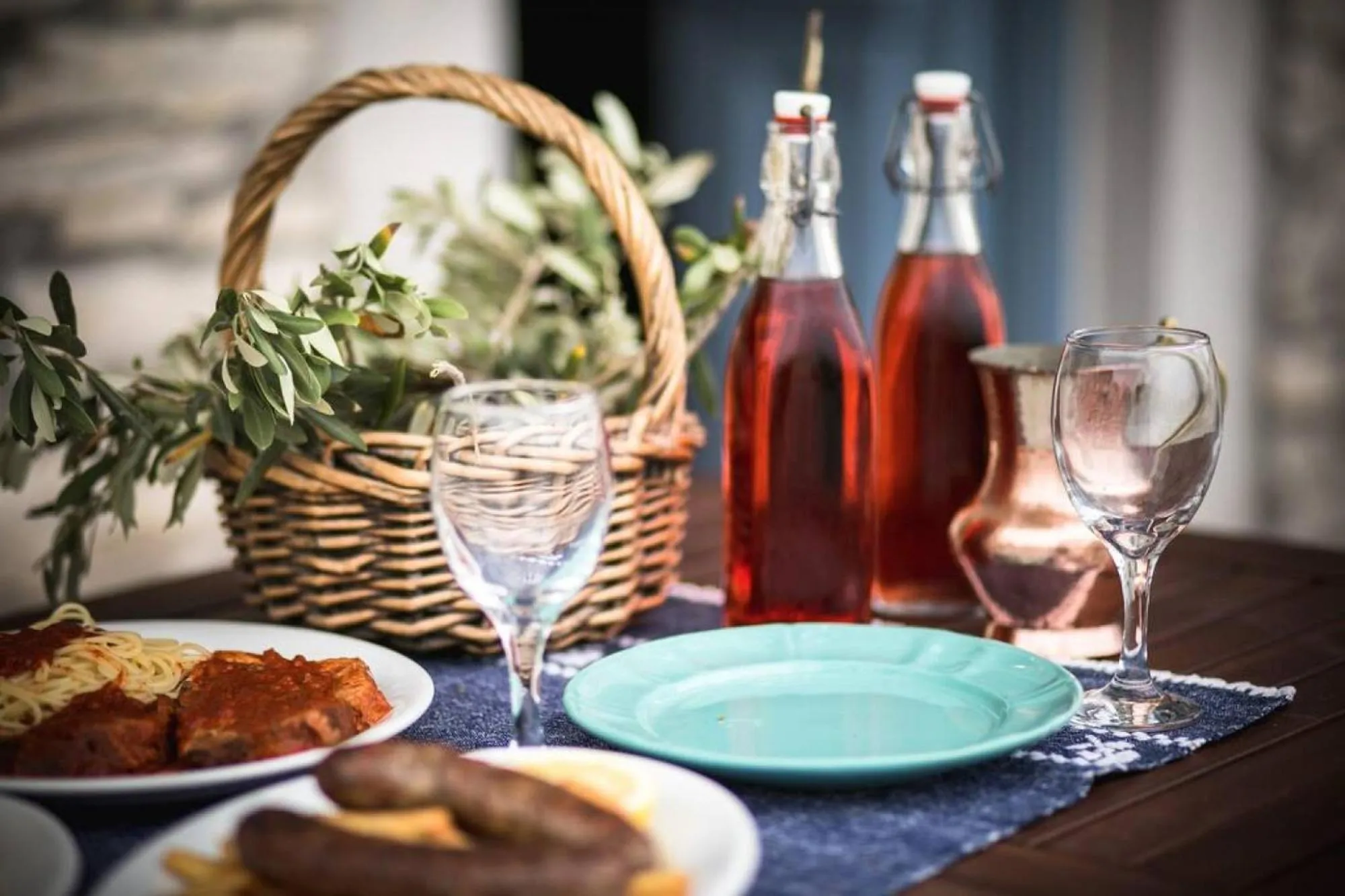 Traditional Inn Pirethron