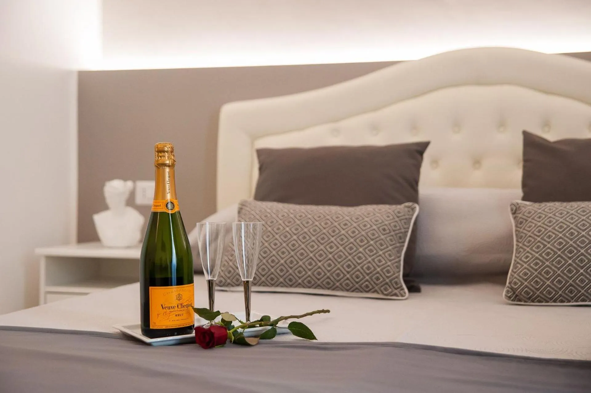 Bed in Lifestyle Veneto Suite