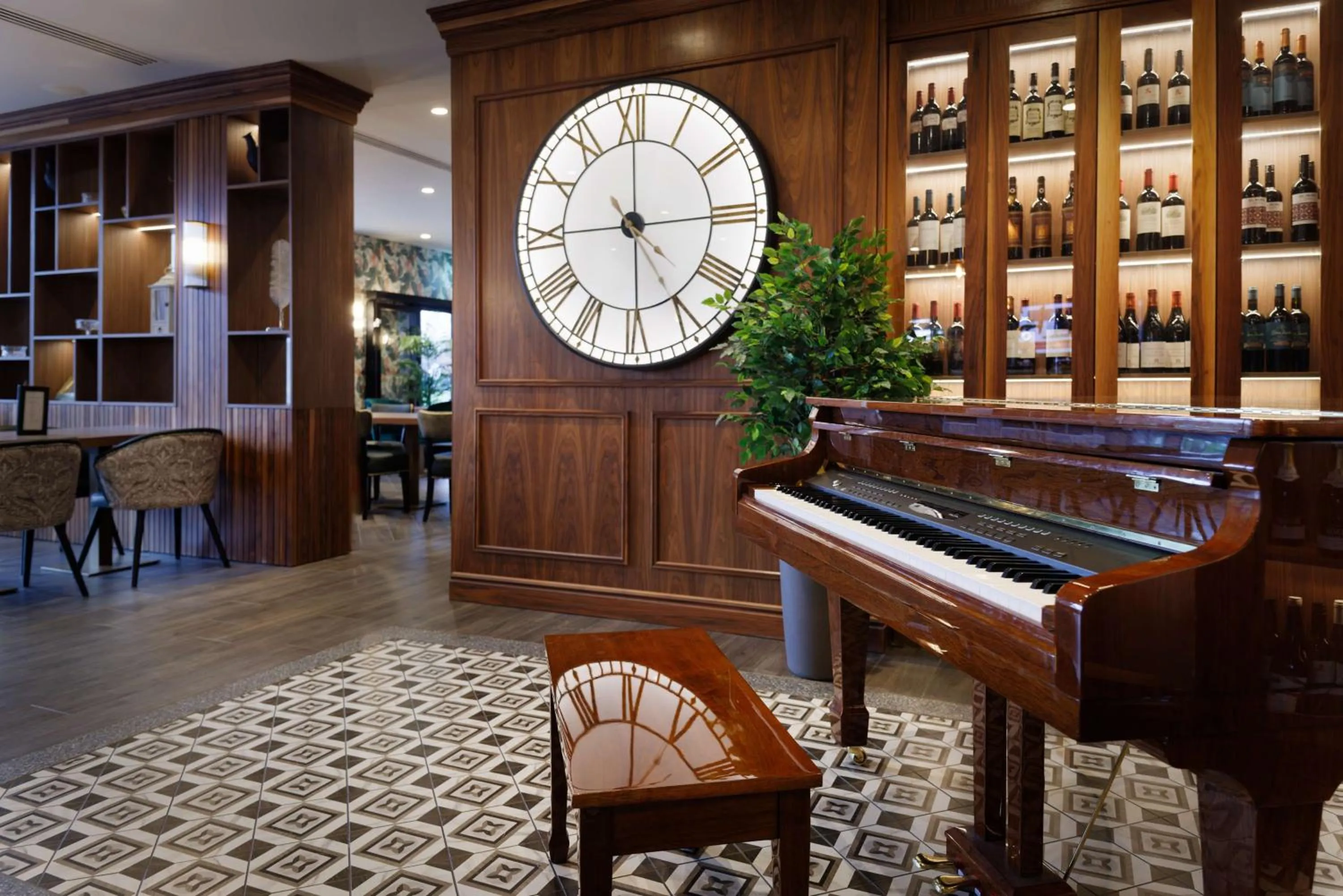 Lobby or reception in Doubletree by Hilton Belfast Templepatrick