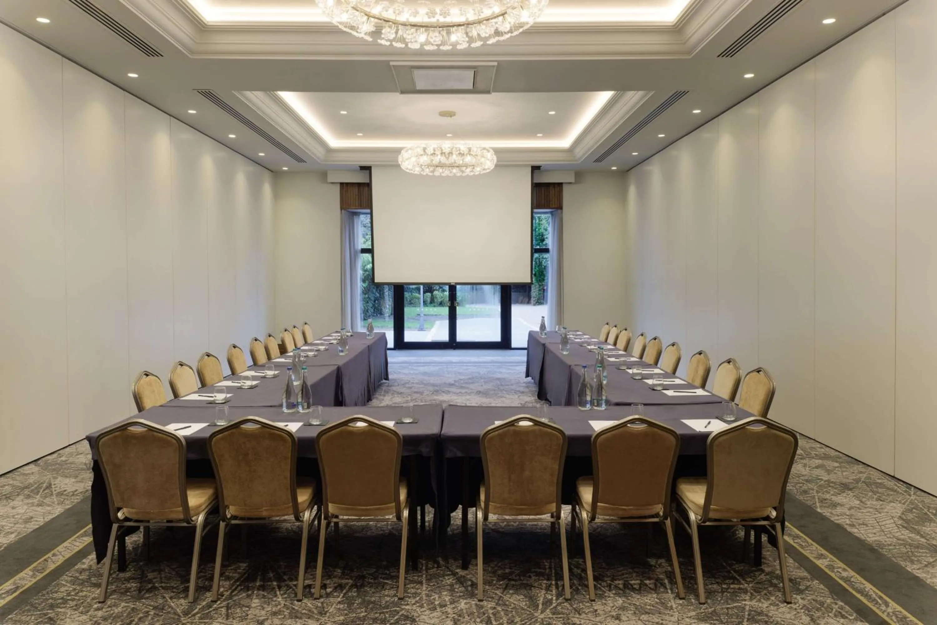 Meeting/conference room in Doubletree by Hilton Belfast Templepatrick