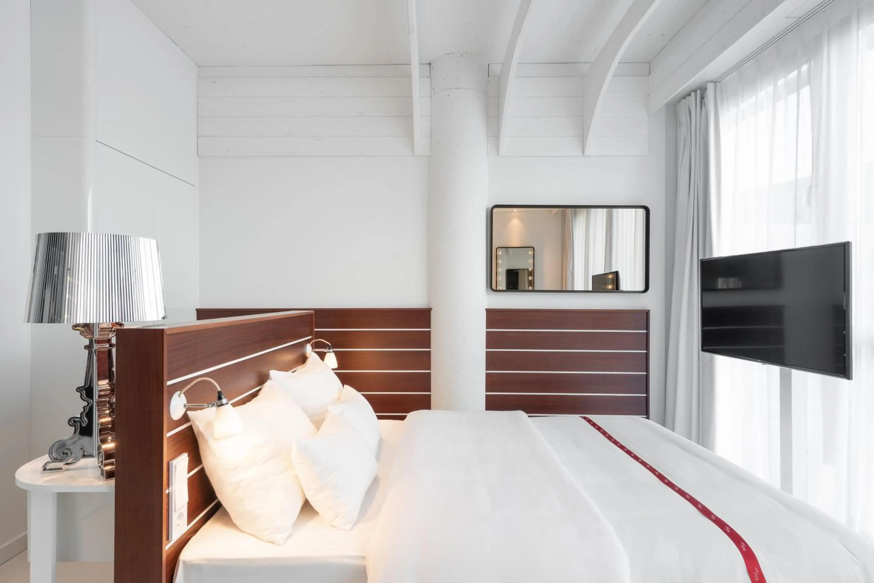 Photo of the whole room, Bed in Ruby Lotti Hotel Hamburg