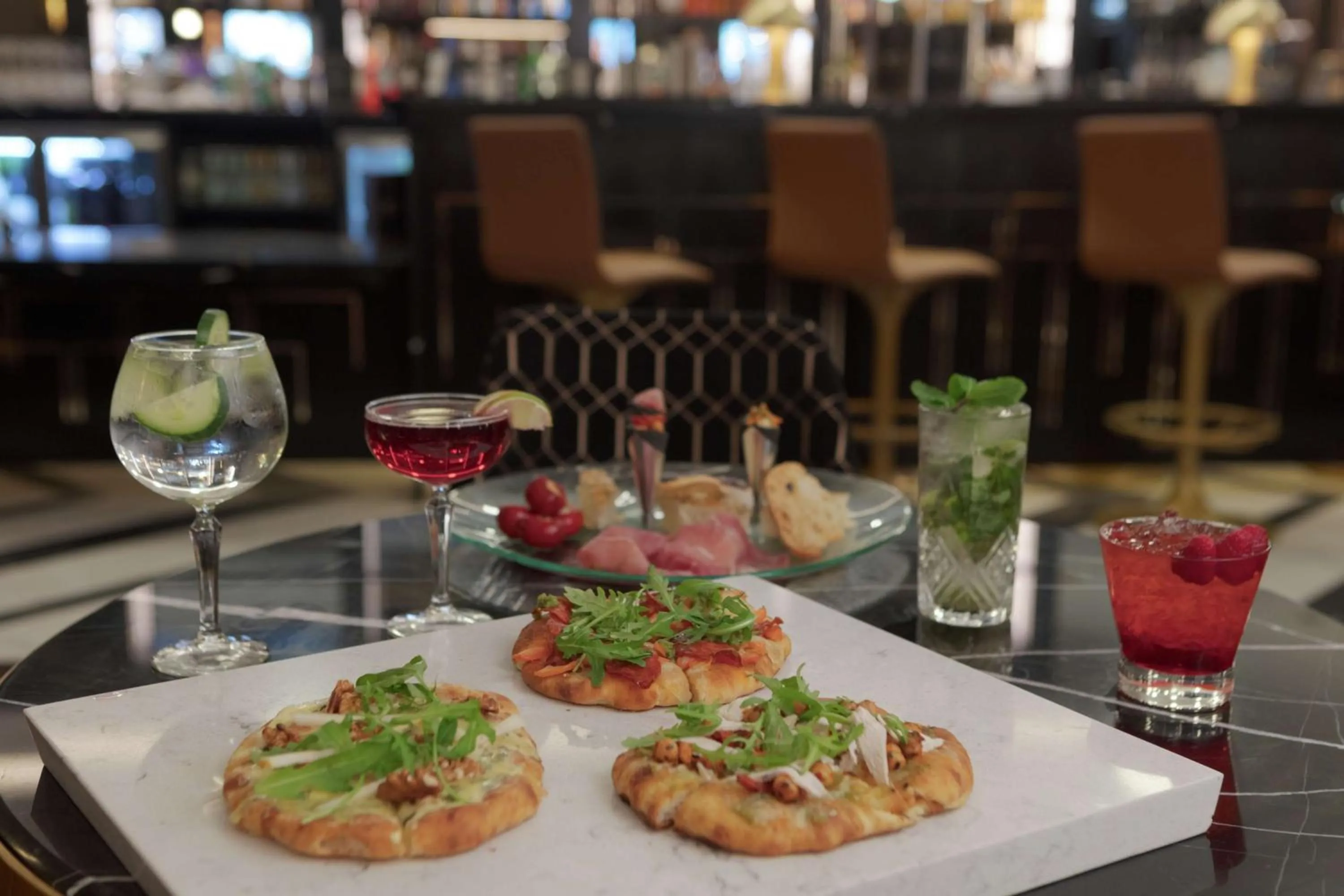 Restaurant/places to eat in Hilton Belfast