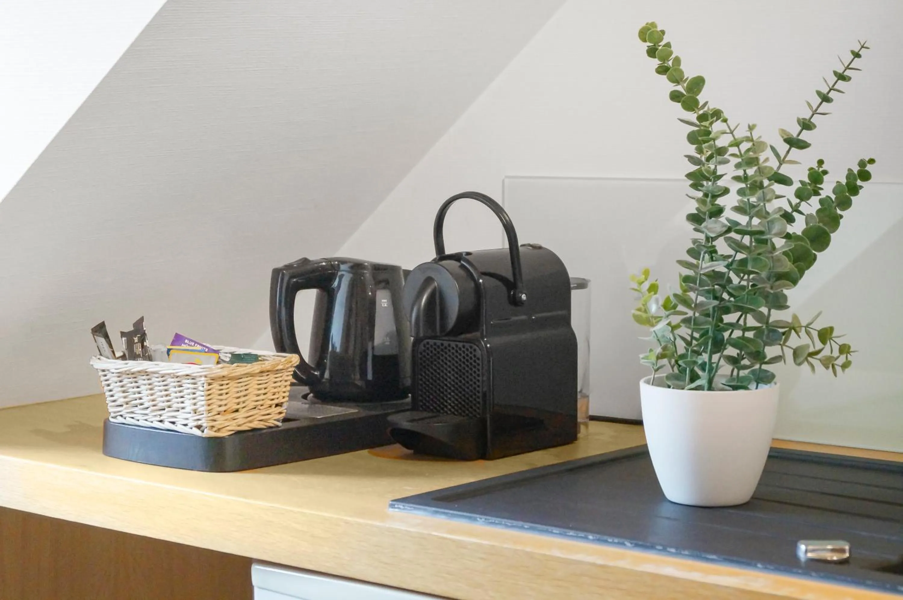 Coffee/tea facilities in ART Hôtel