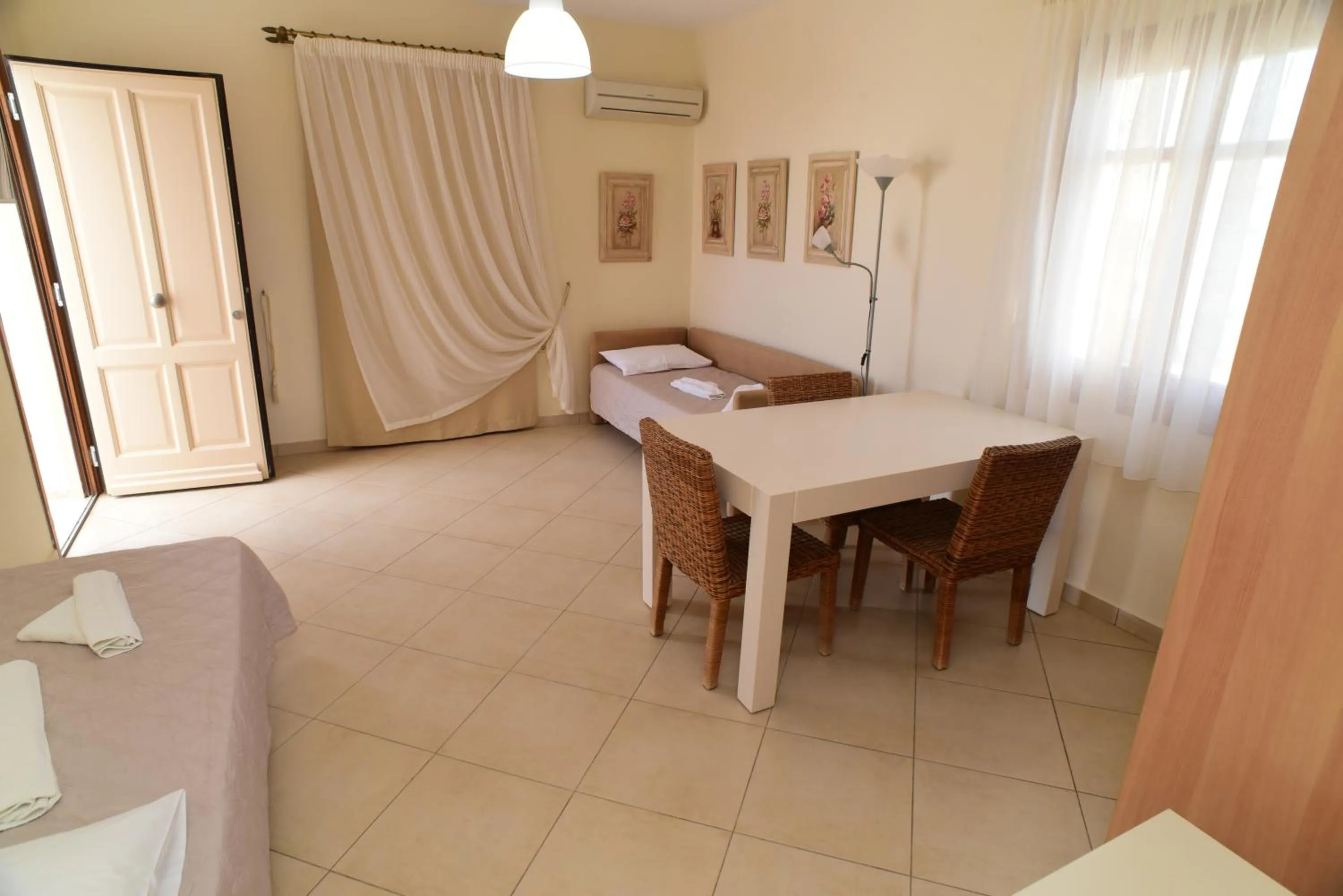 Bed in Margaritari Hotel