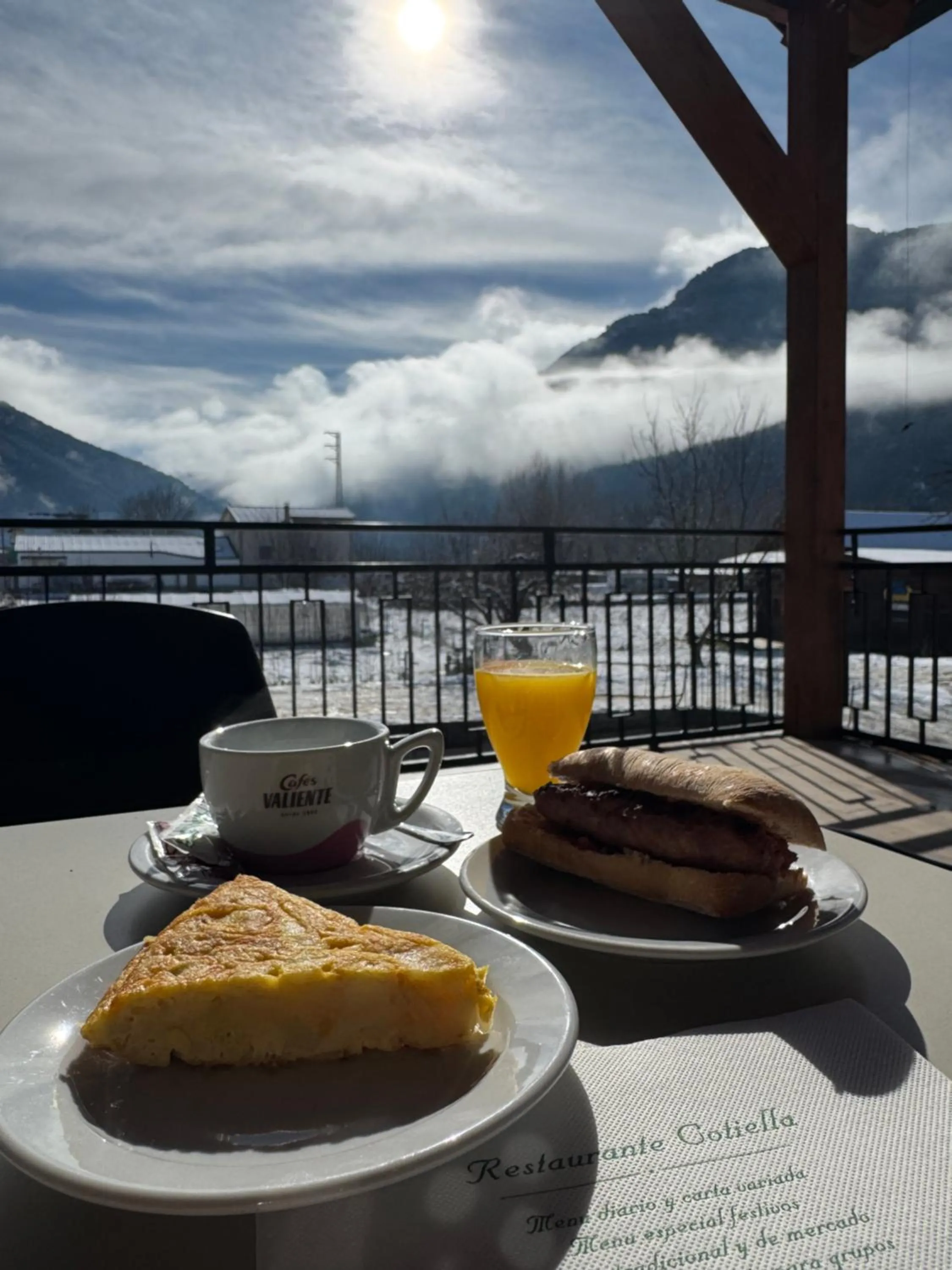 Restaurant/places to eat in Hotel Cotiella