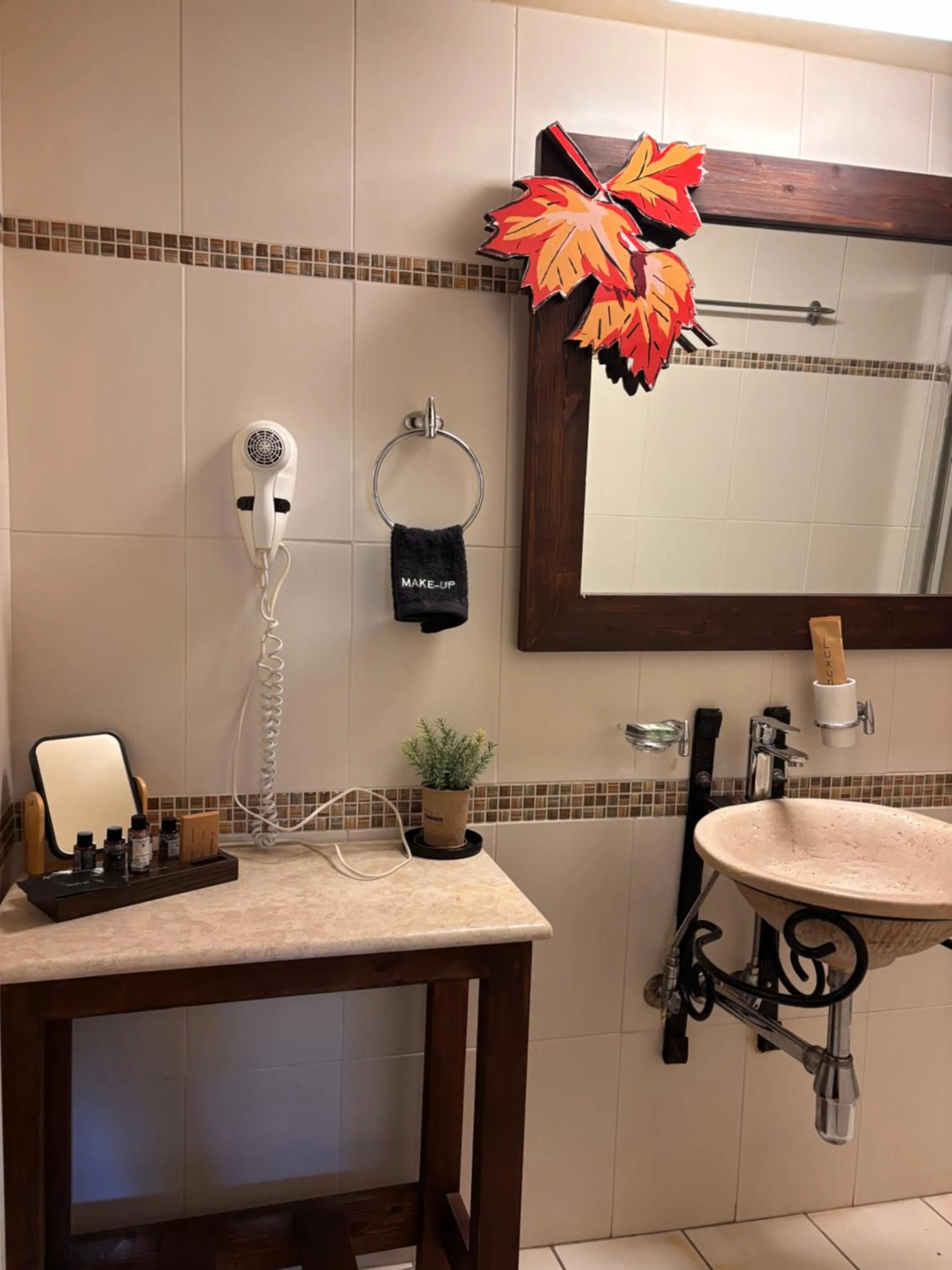 Bathroom in Vathyskia Guesthouse