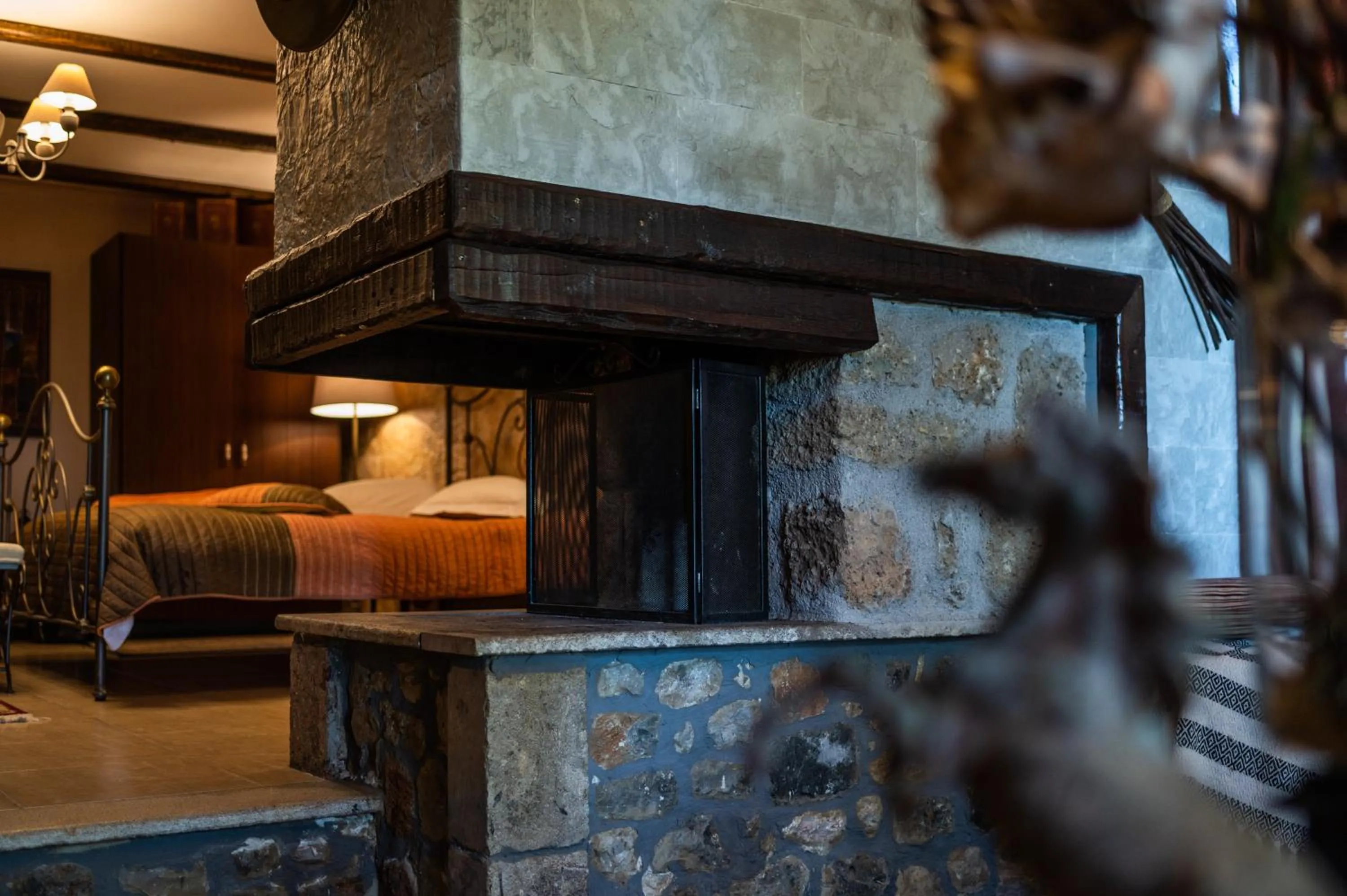 Bed in Vathyskia Guesthouse