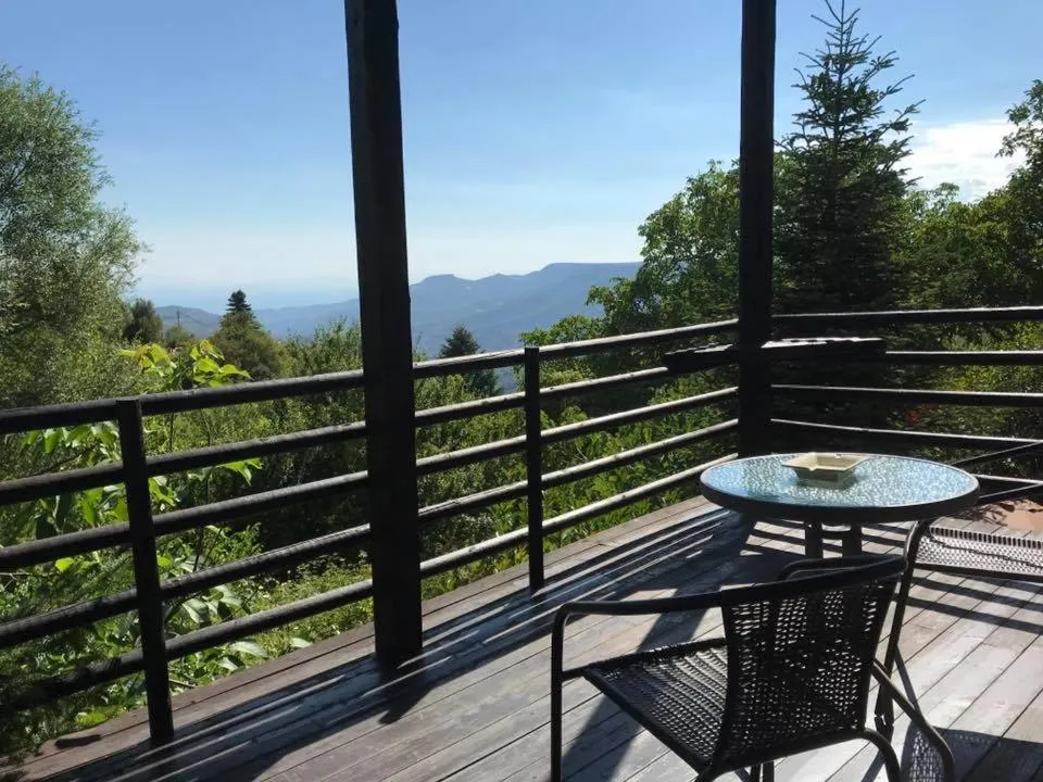 Vathyskia Guesthouse