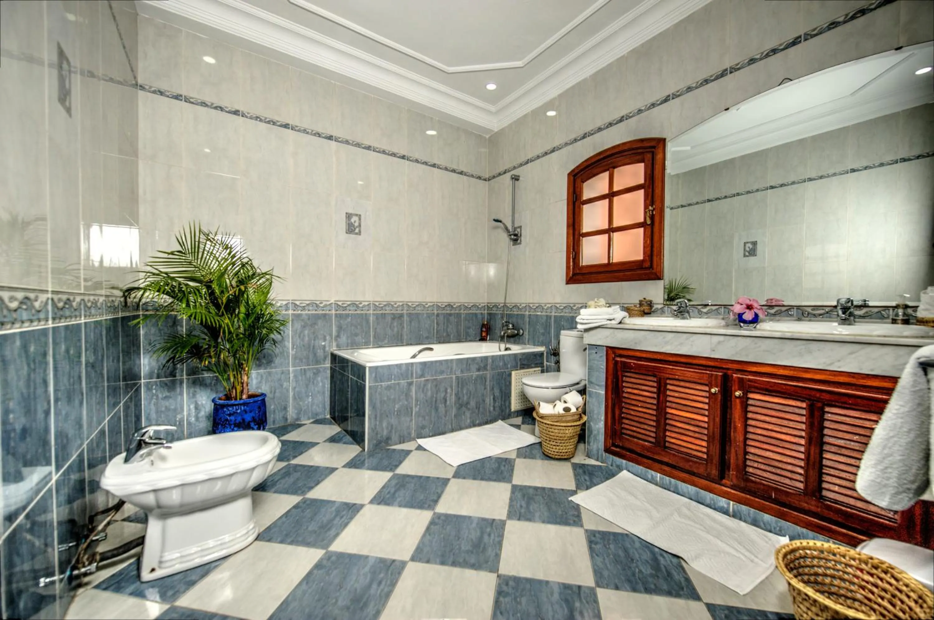 Bathroom in LHOSTEL à Casablanca