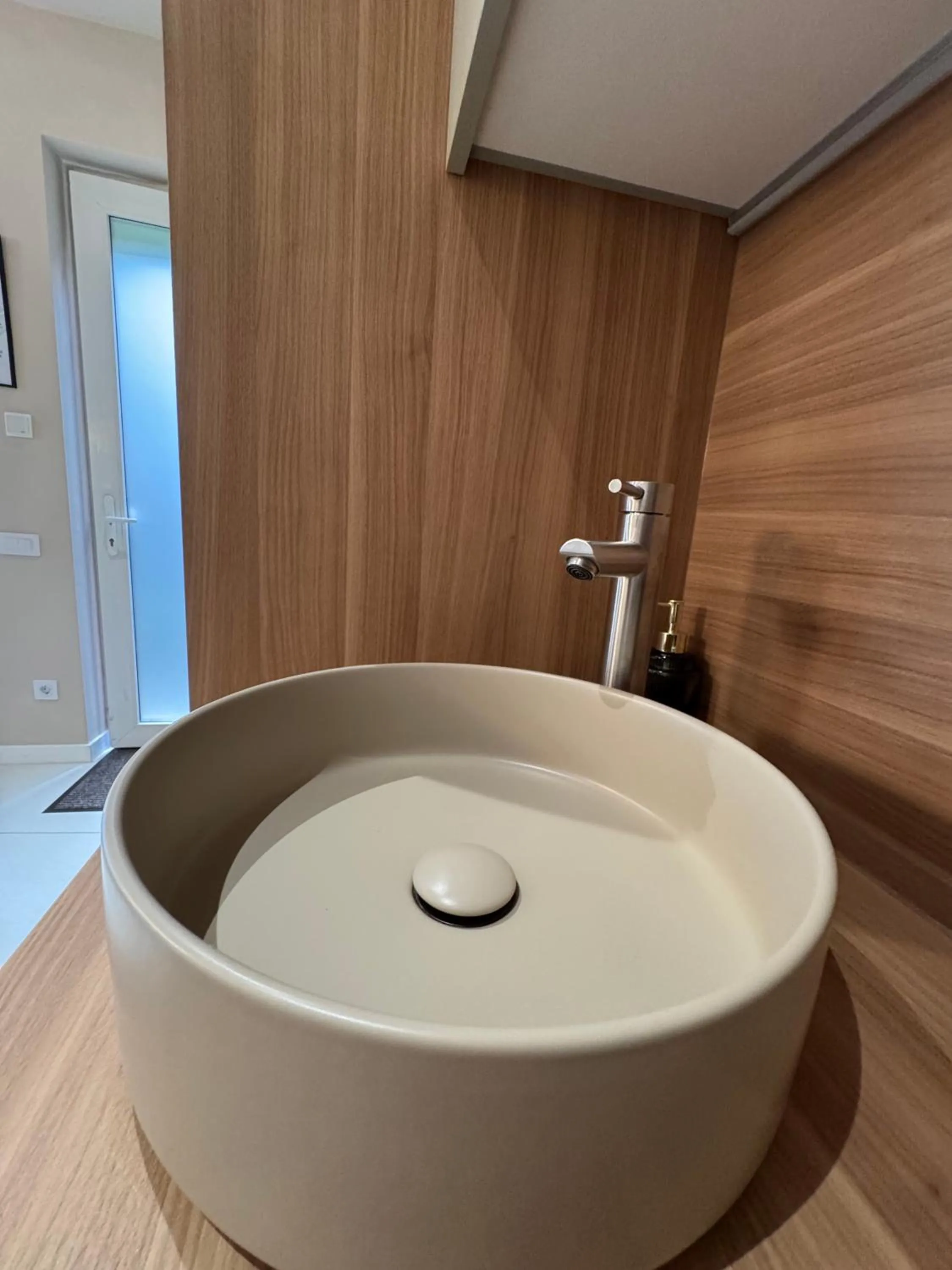 Kitchen or kitchenette in Lucas 10 Apartments