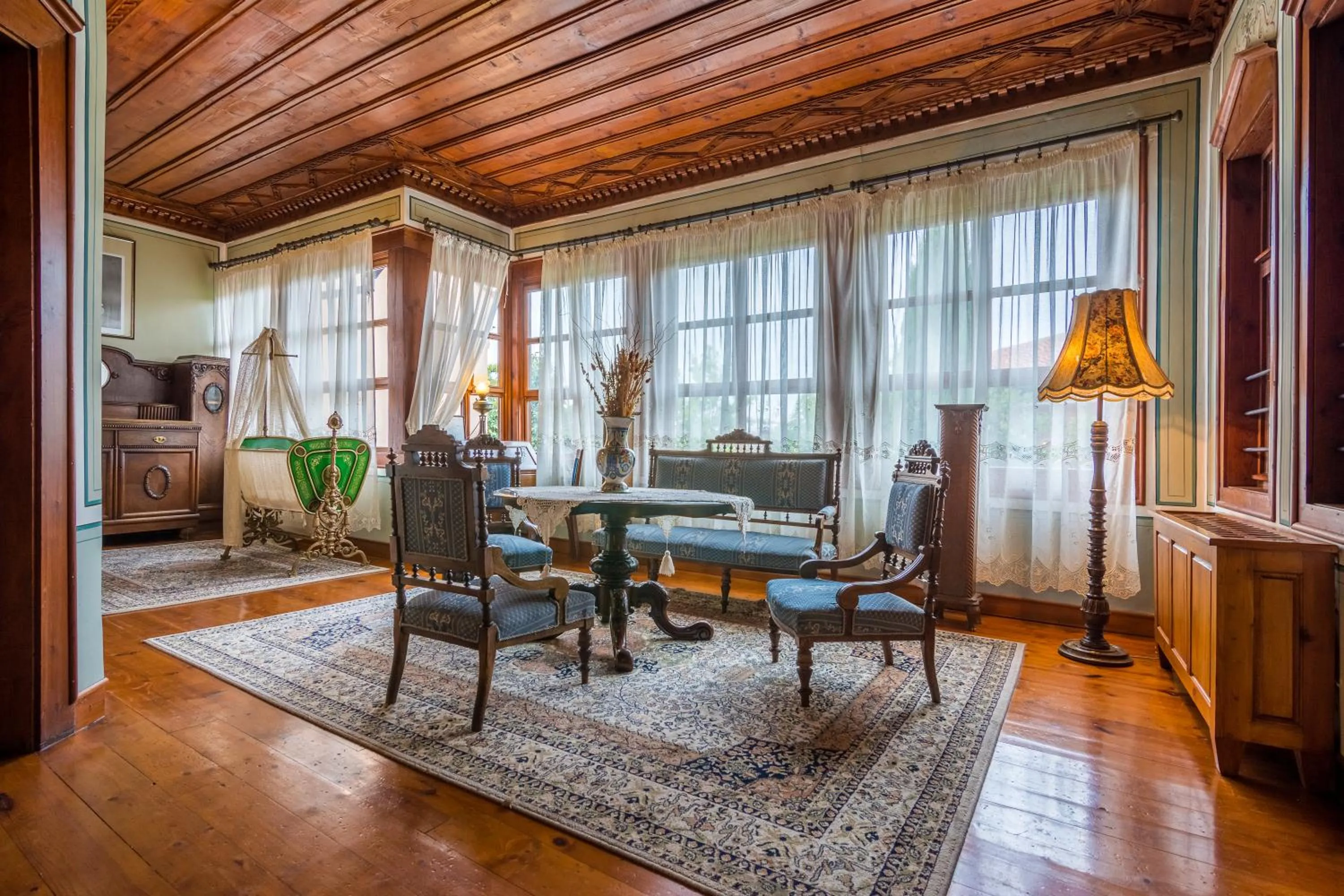 Bed in Old Legends Hotel