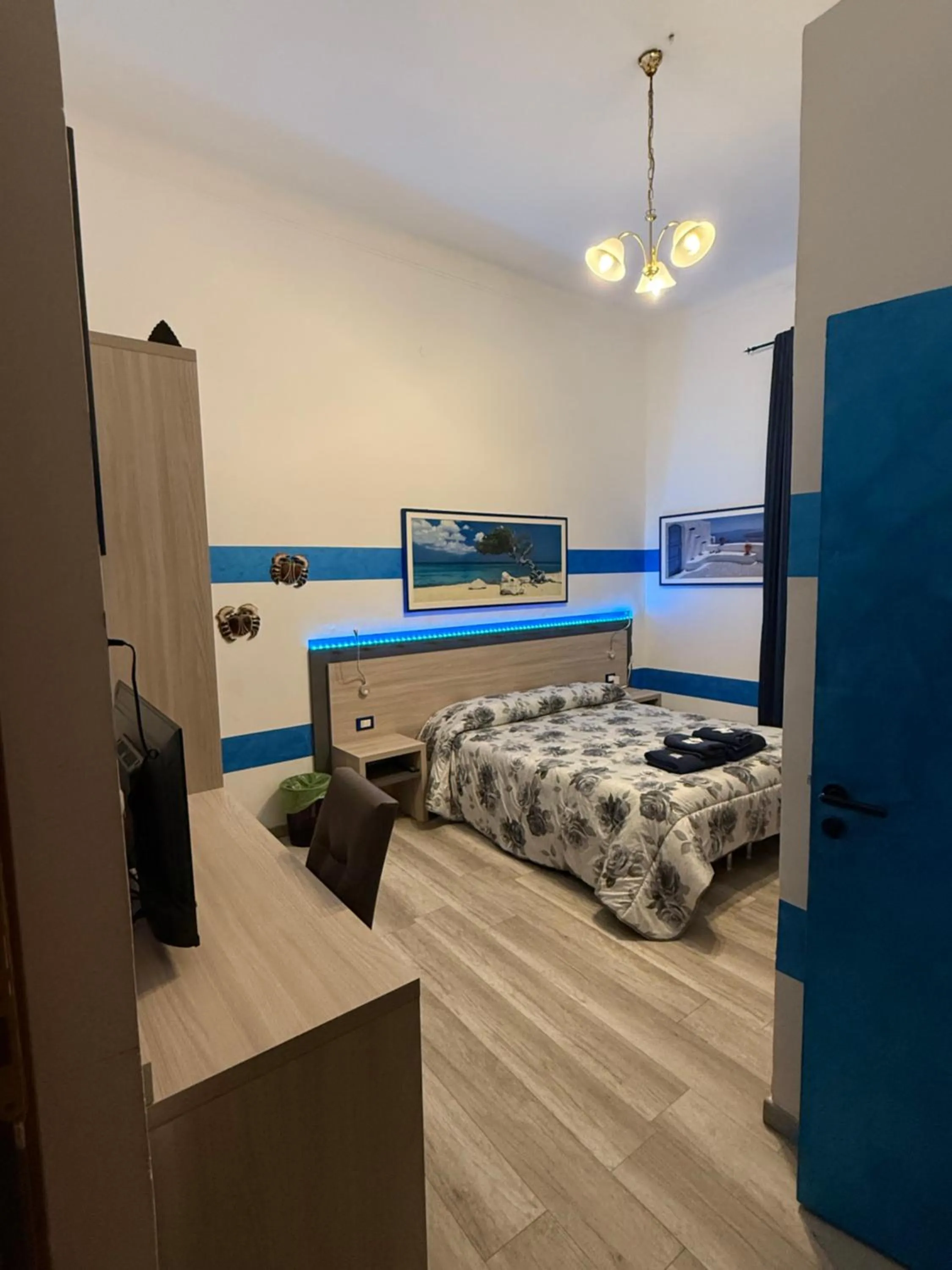 Bed in Albergo Astro