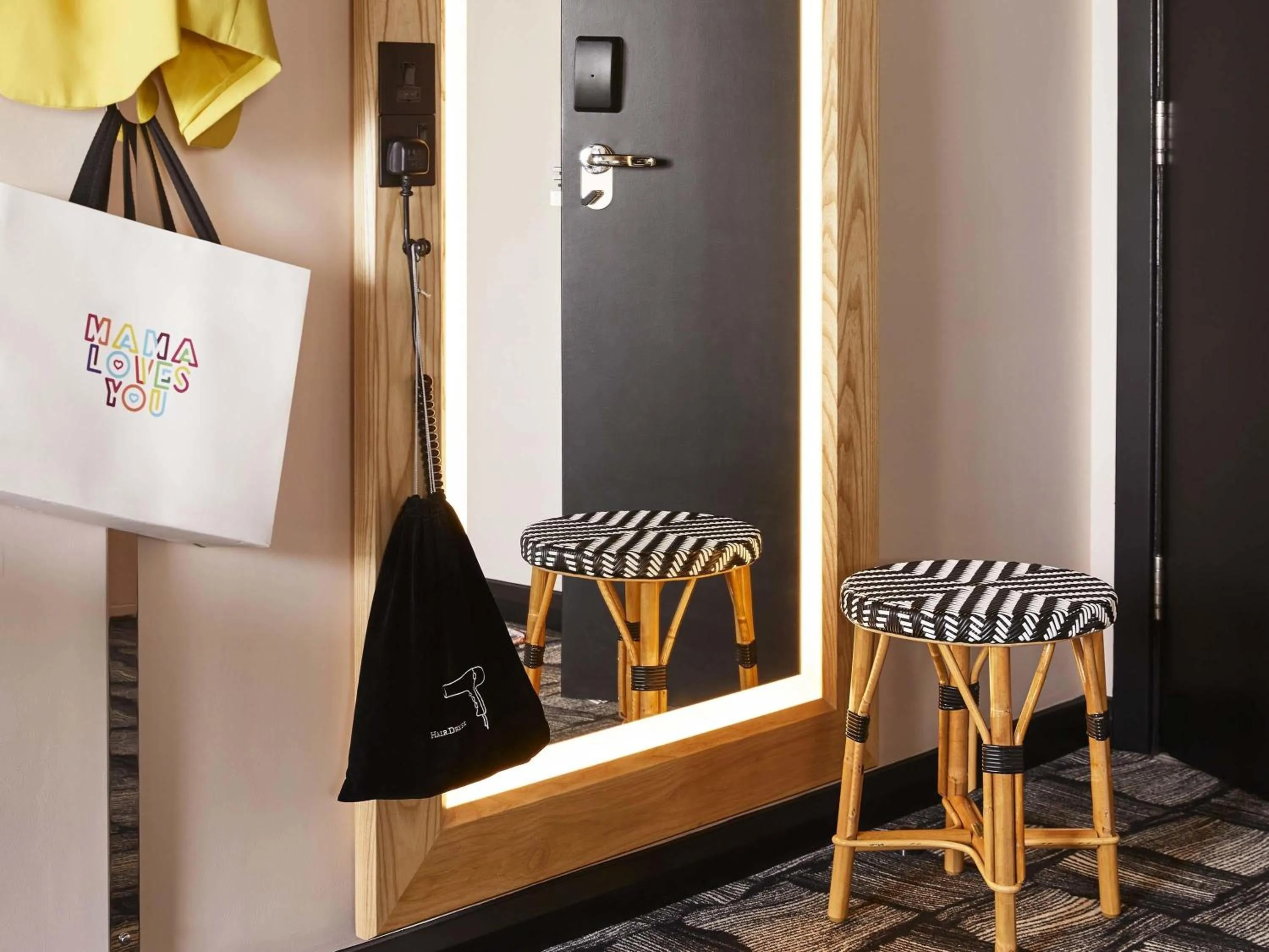 Bedroom in Mama Shelter London - Shoreditch