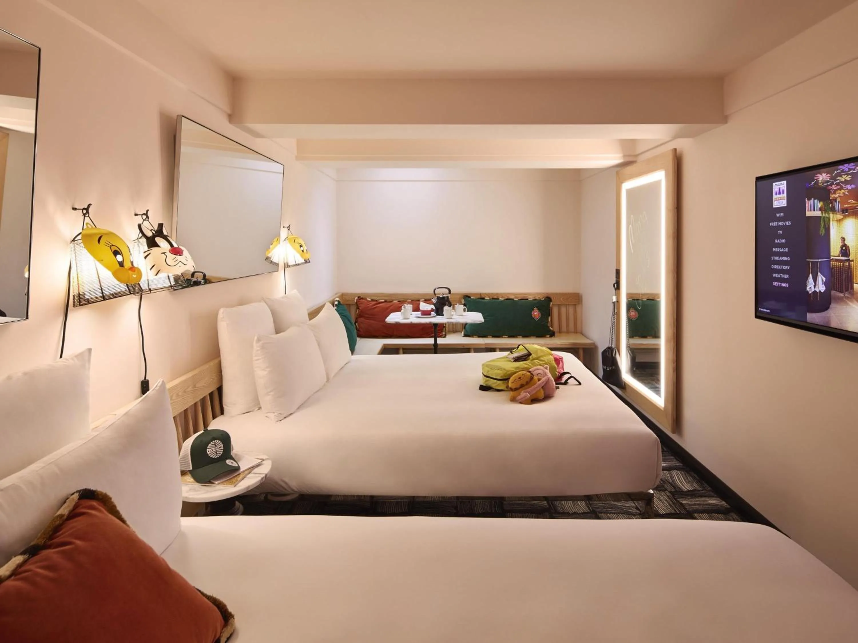 Bedroom, Bed in Mama Shelter London - Shoreditch