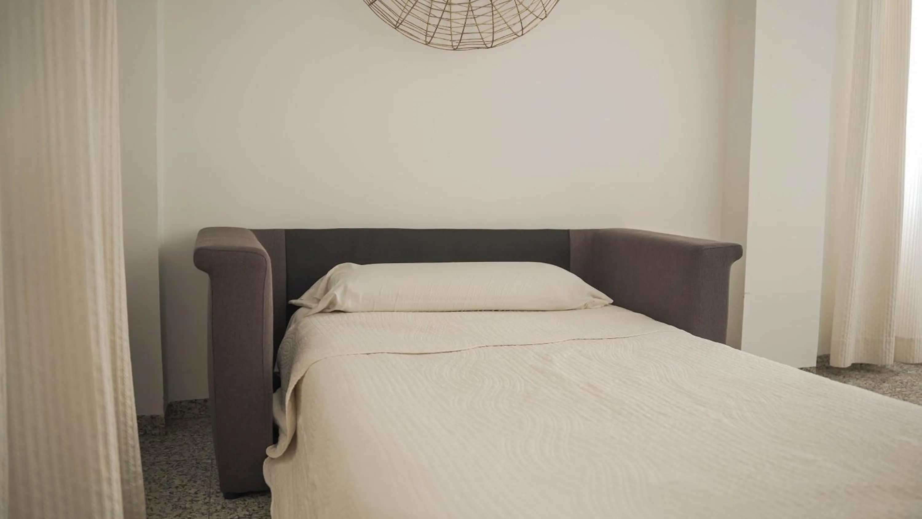 Bed in Hotel Restaurante Boabdil