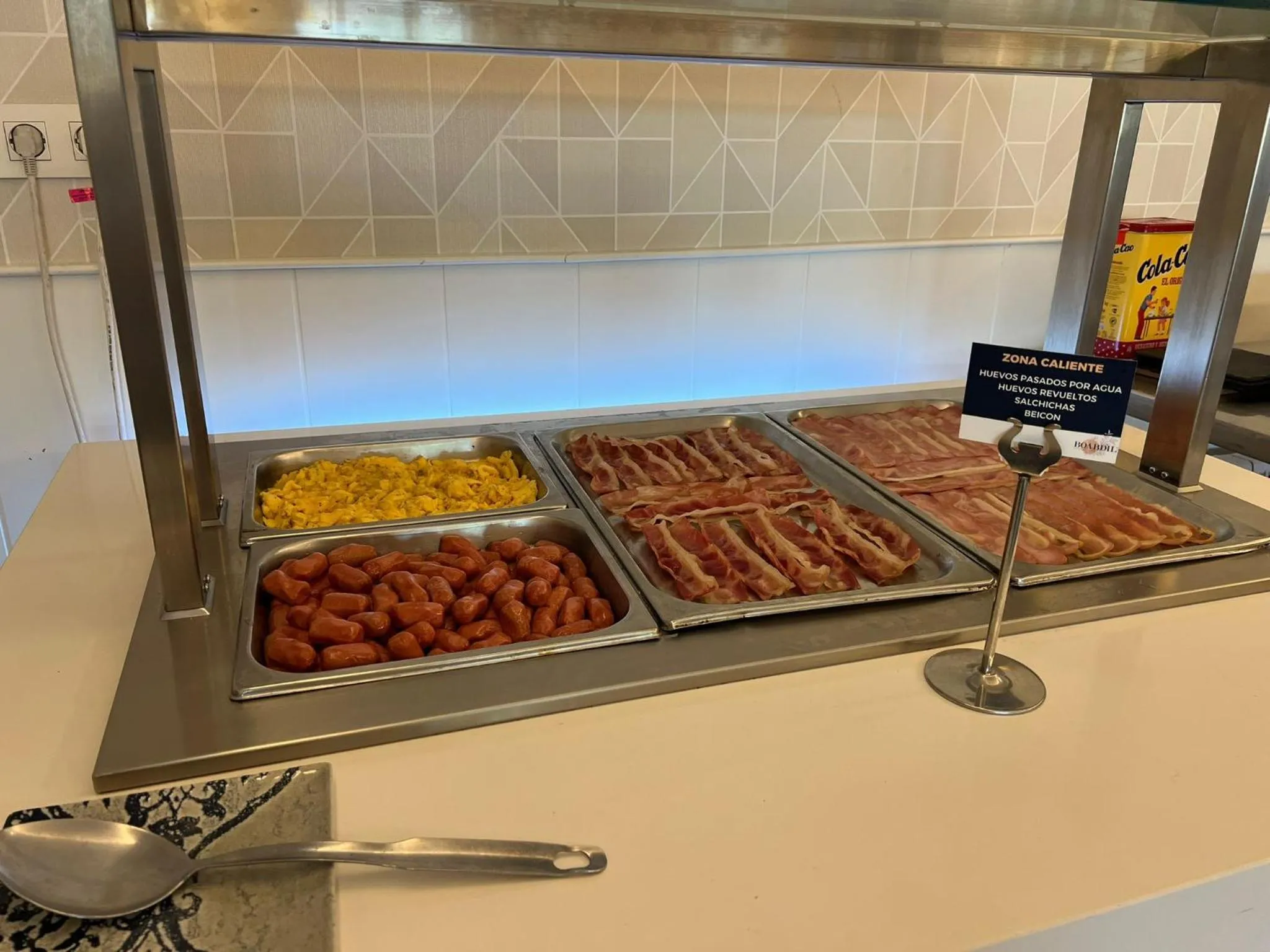 Buffet breakfast in Hotel Restaurante Boabdil