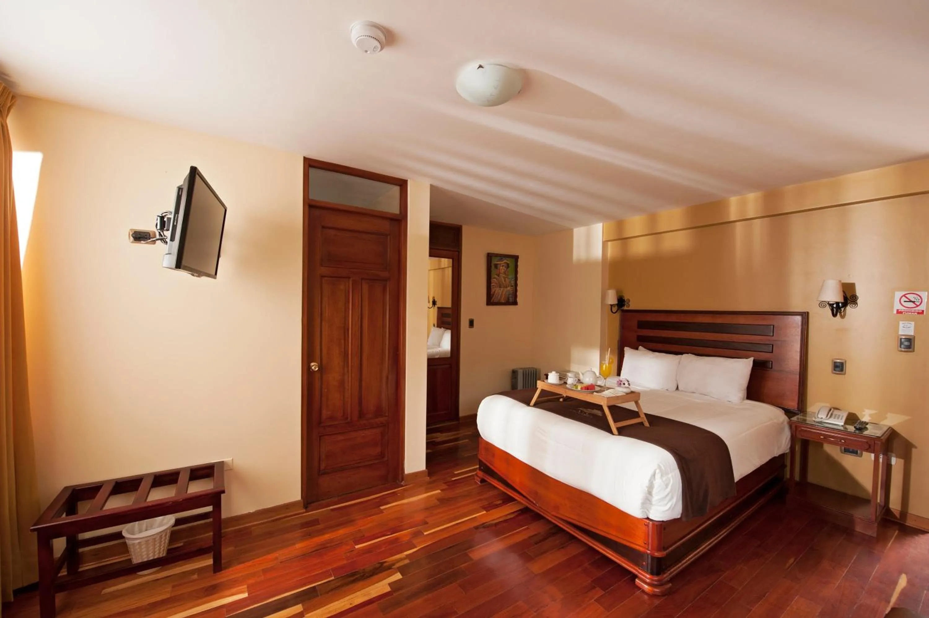 Photo of the whole room, Bed in Hotel Mabey Urubamba