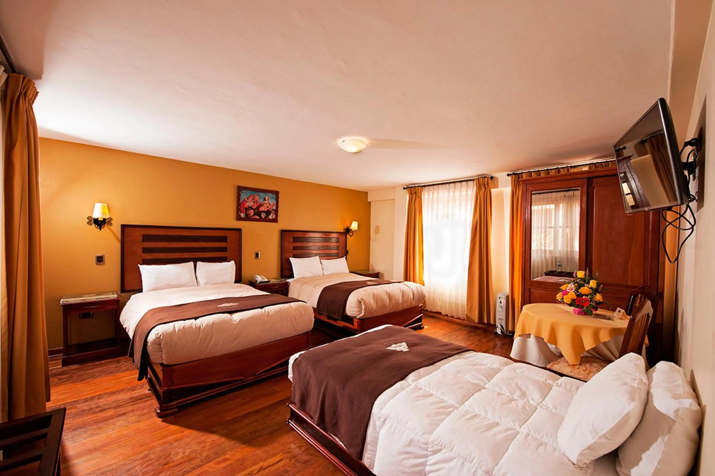 Photo of the whole room, Bed in Hotel Mabey Urubamba