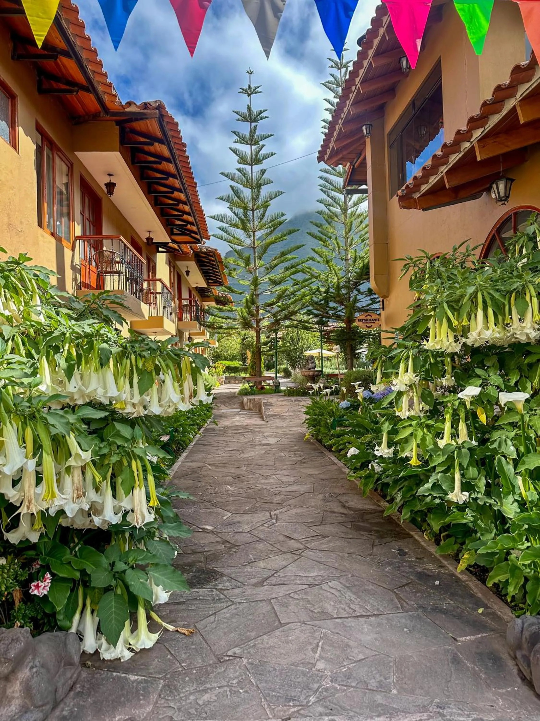 Property building in Hotel Mabey Urubamba