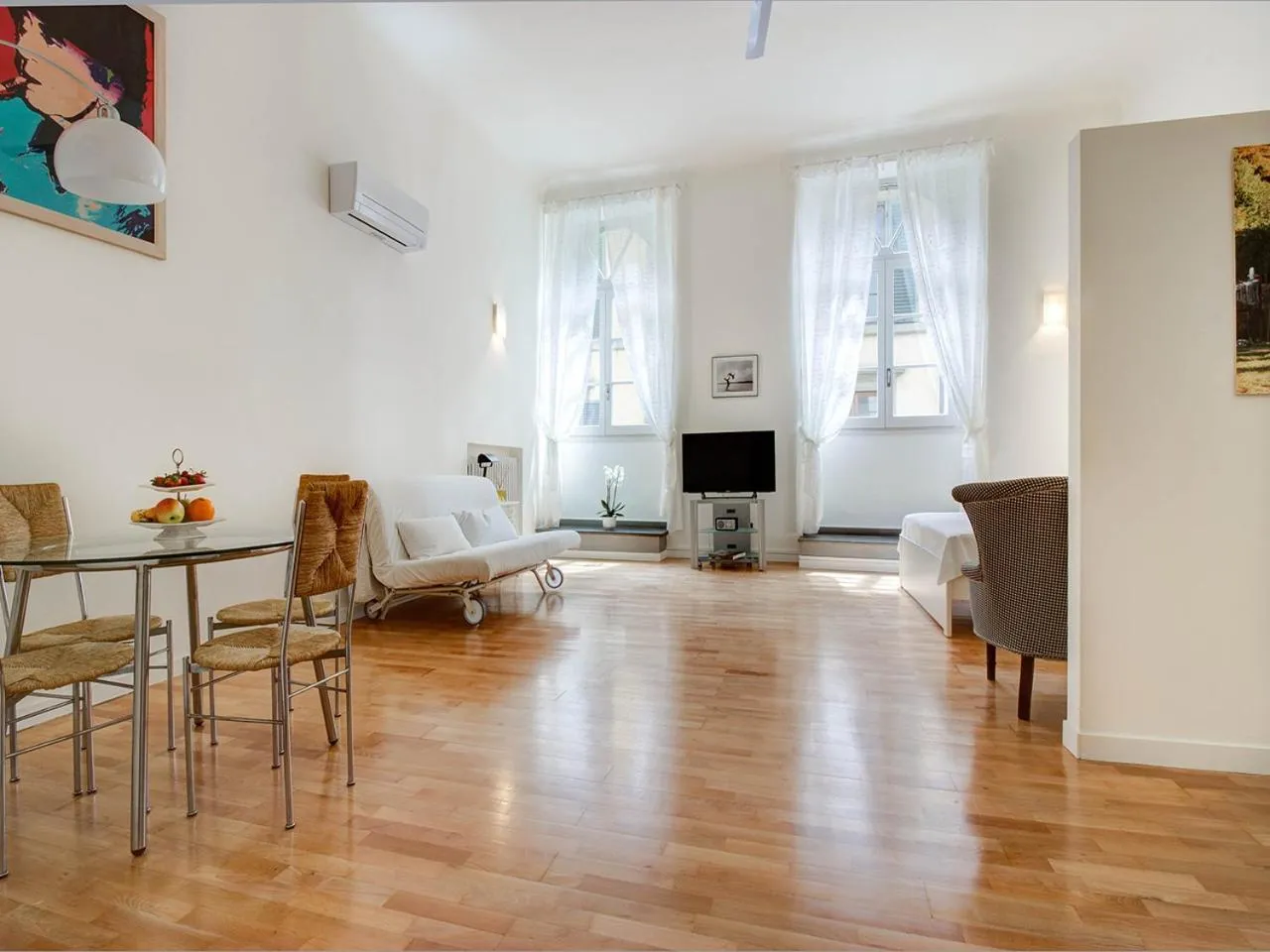 Living room in Your Florence