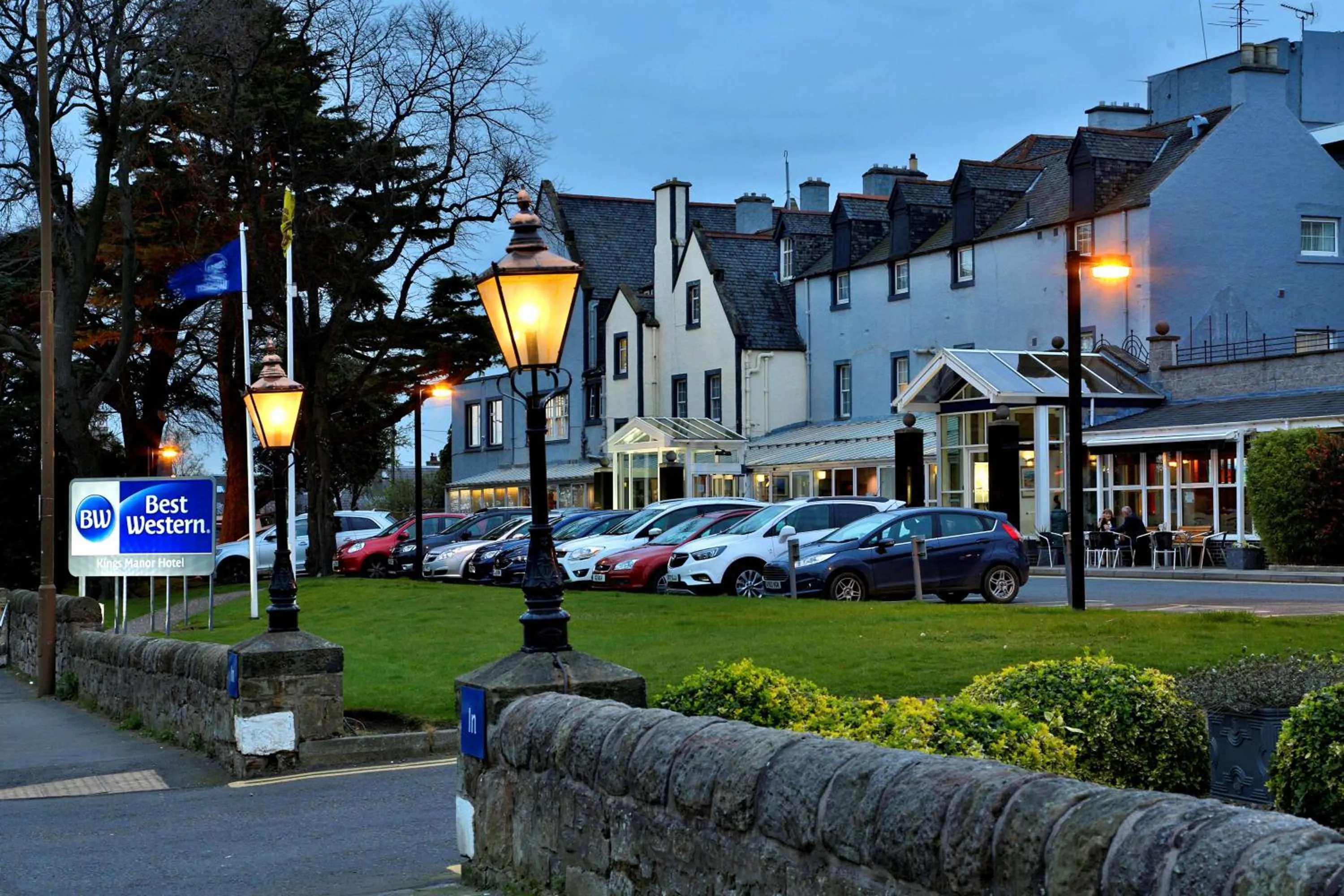 Property building in Best Western Kings Manor