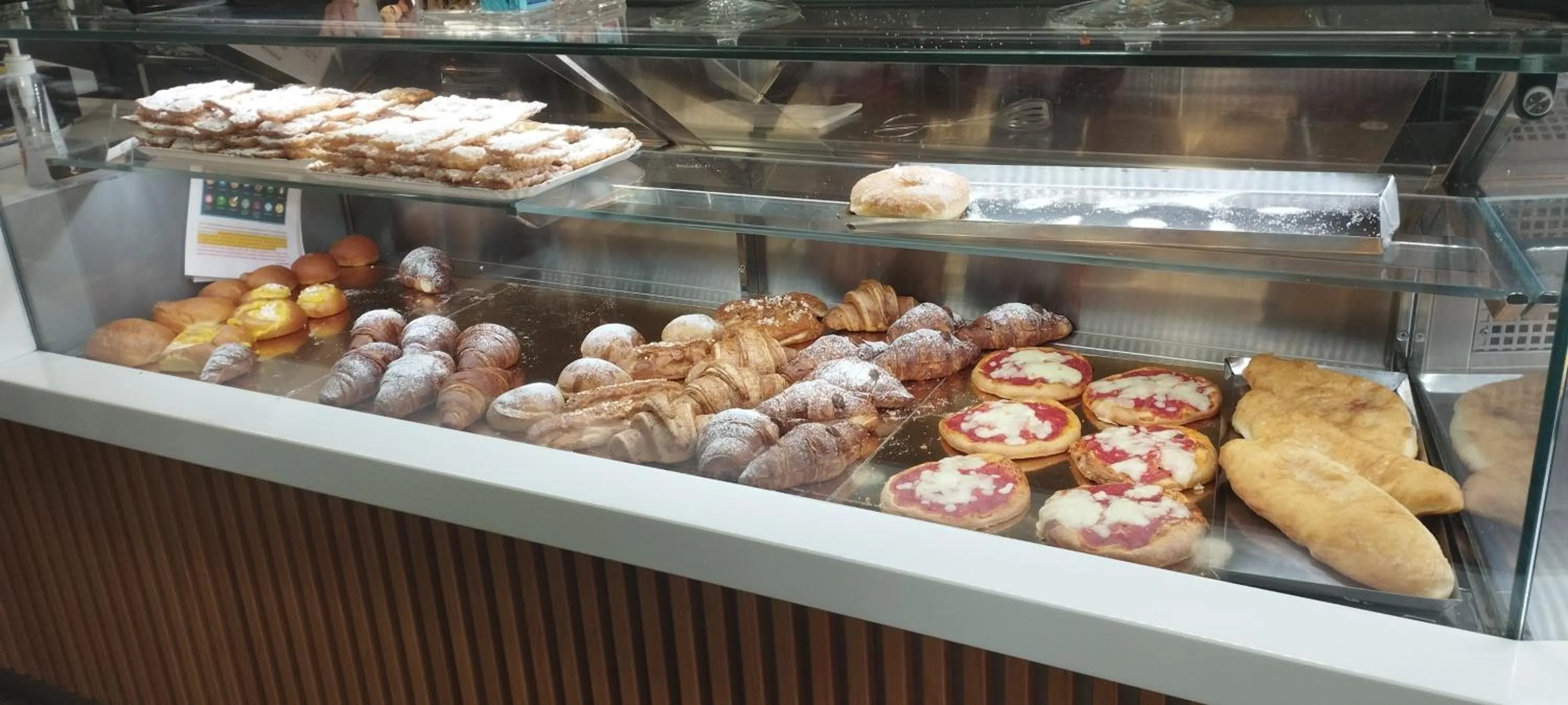 Food and drinks in Alta Quota RELAX on the SEA