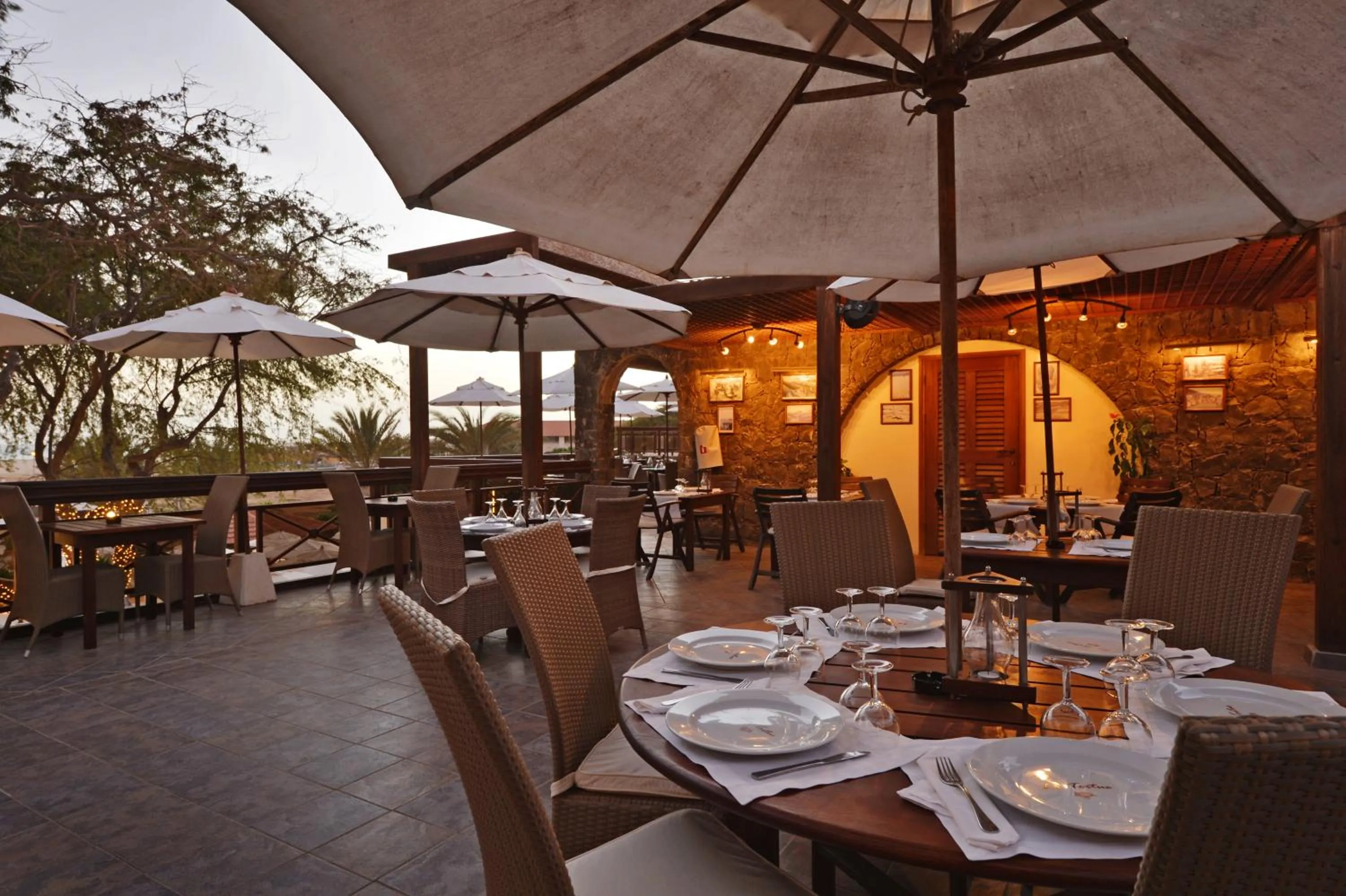 Restaurant/places to eat in Hotel Morabeza