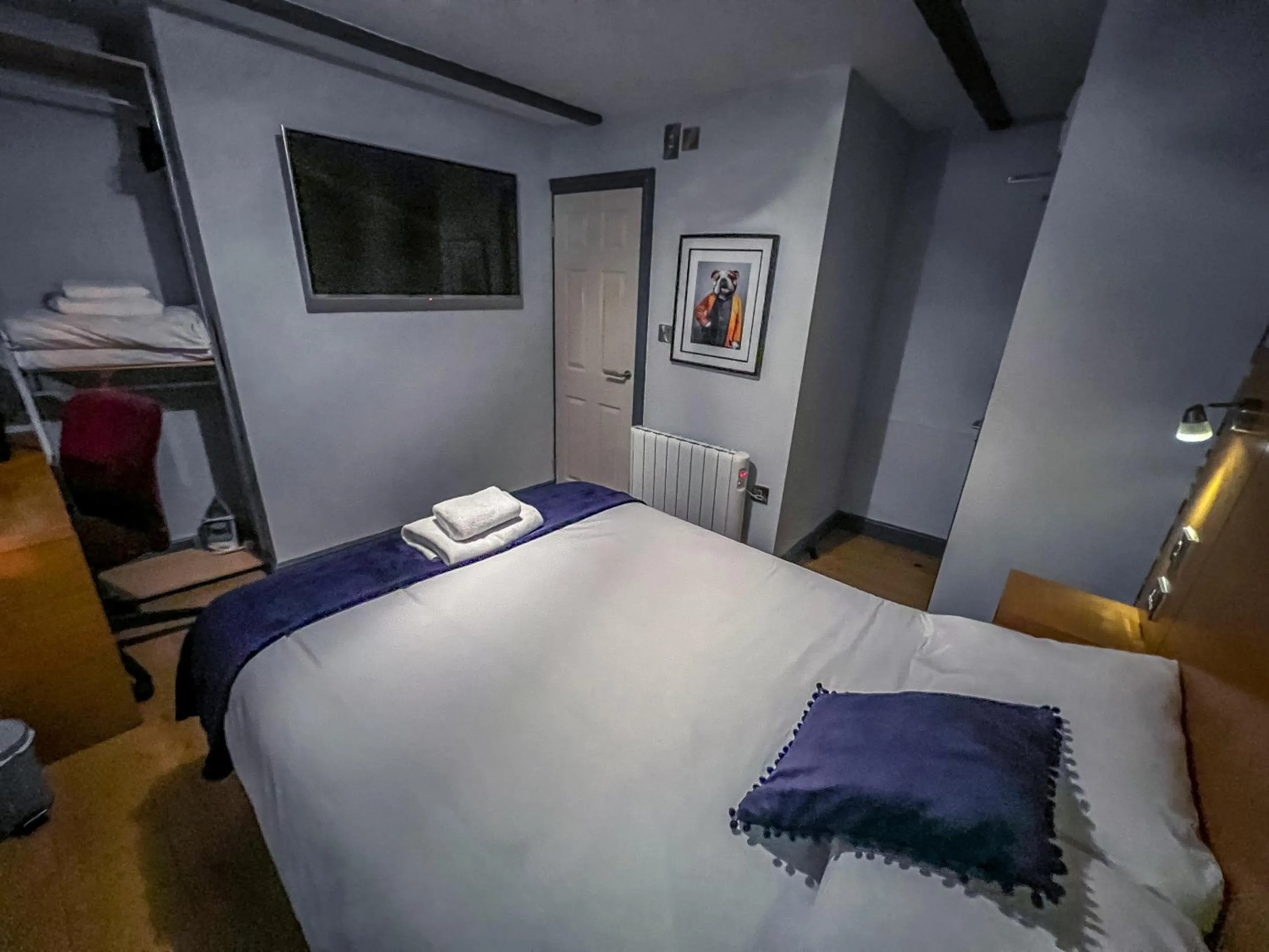 Bedroom, Bed in Twenty Hotel and Bar