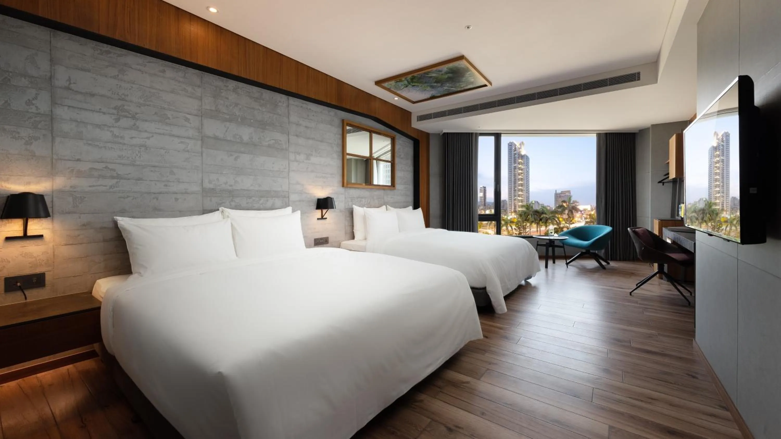 Photo of the whole room, Bed in Brio Hotel