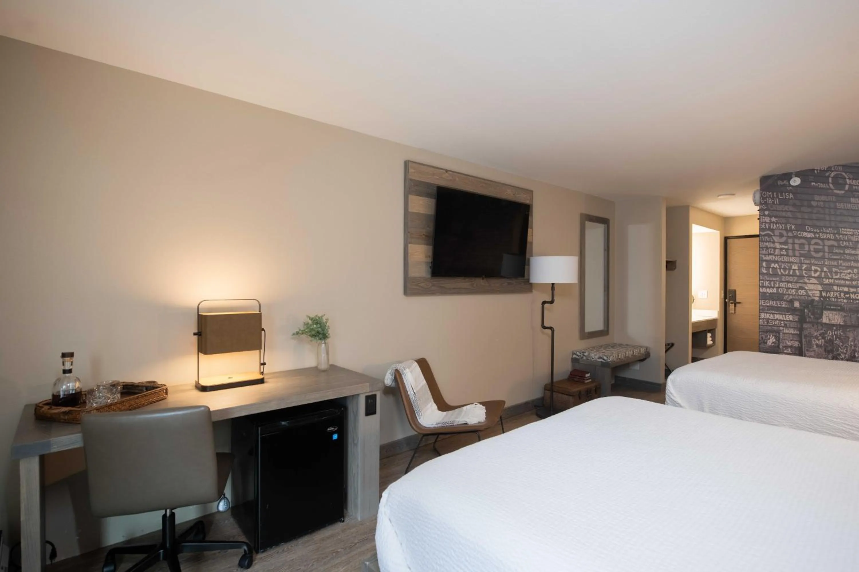 Photo of the whole room, Bed in The Wisconsin Hotel & Conference Center