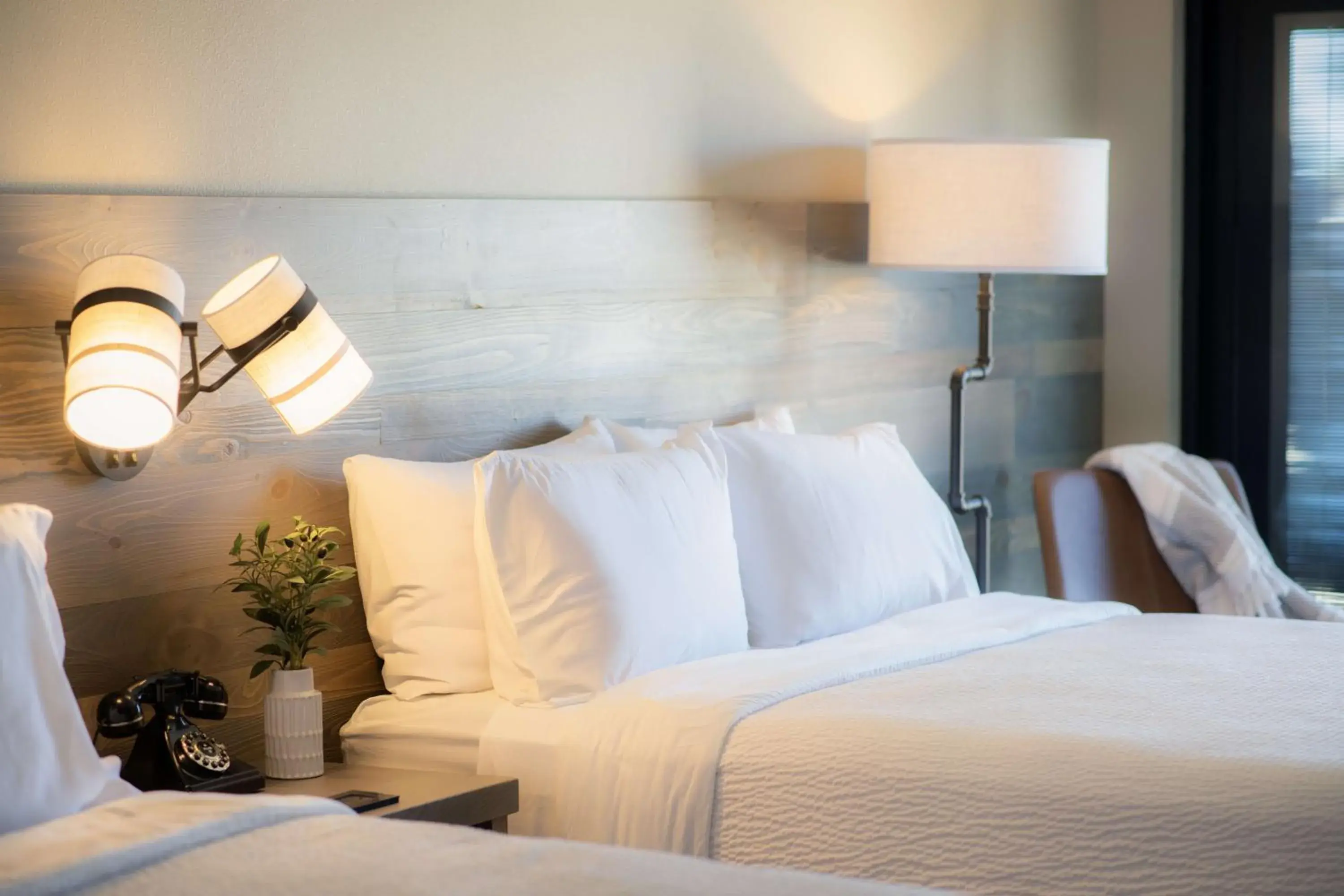 QQV - Double Queen Courtyard View in The Wisconsin Hotel & Conference Center QQV - Double Queen Courtyard View in The Wisconsin Hotel & Conference Center