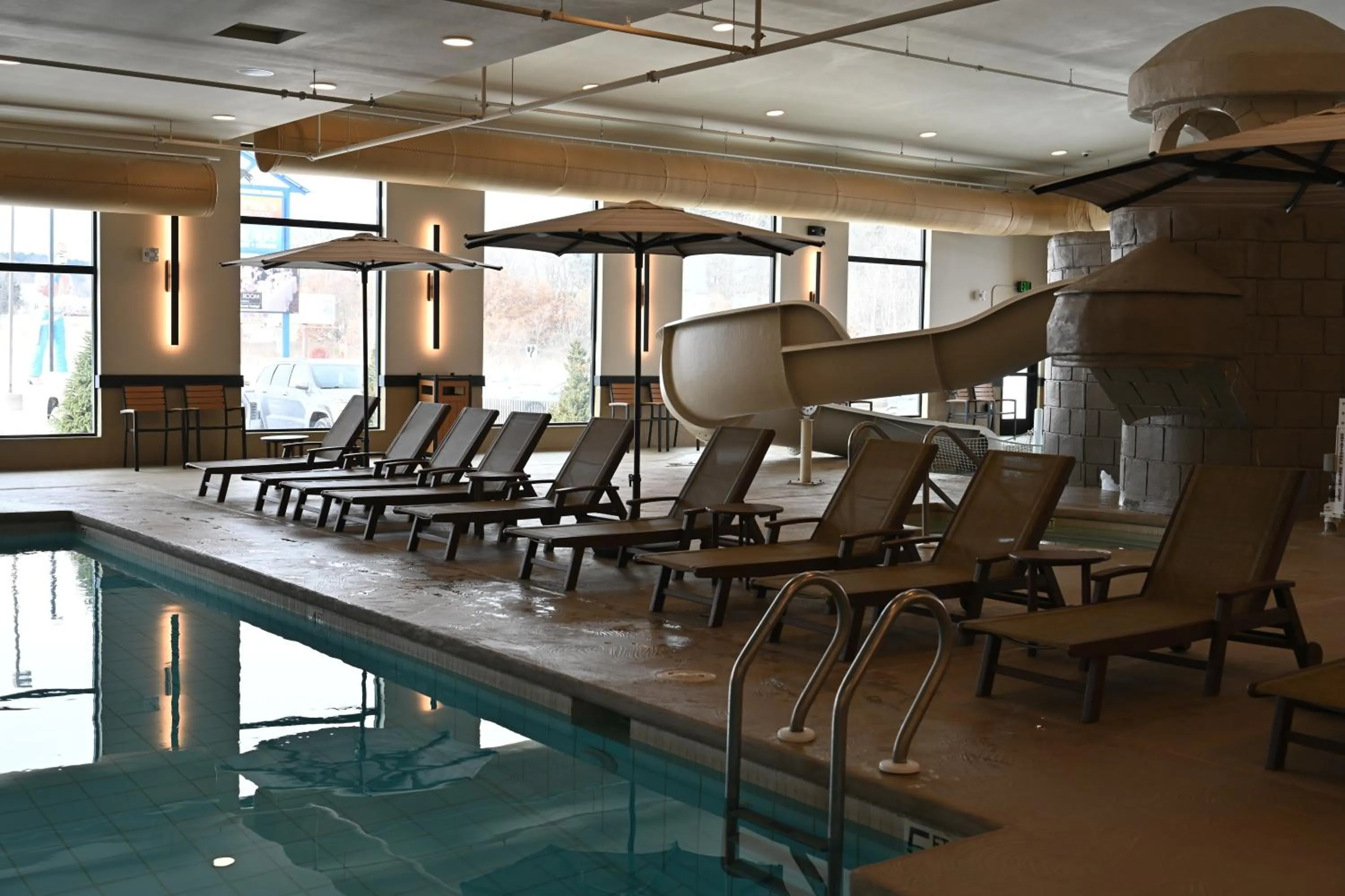 Swimming pool in The Wisconsin Hotel & Conference Center