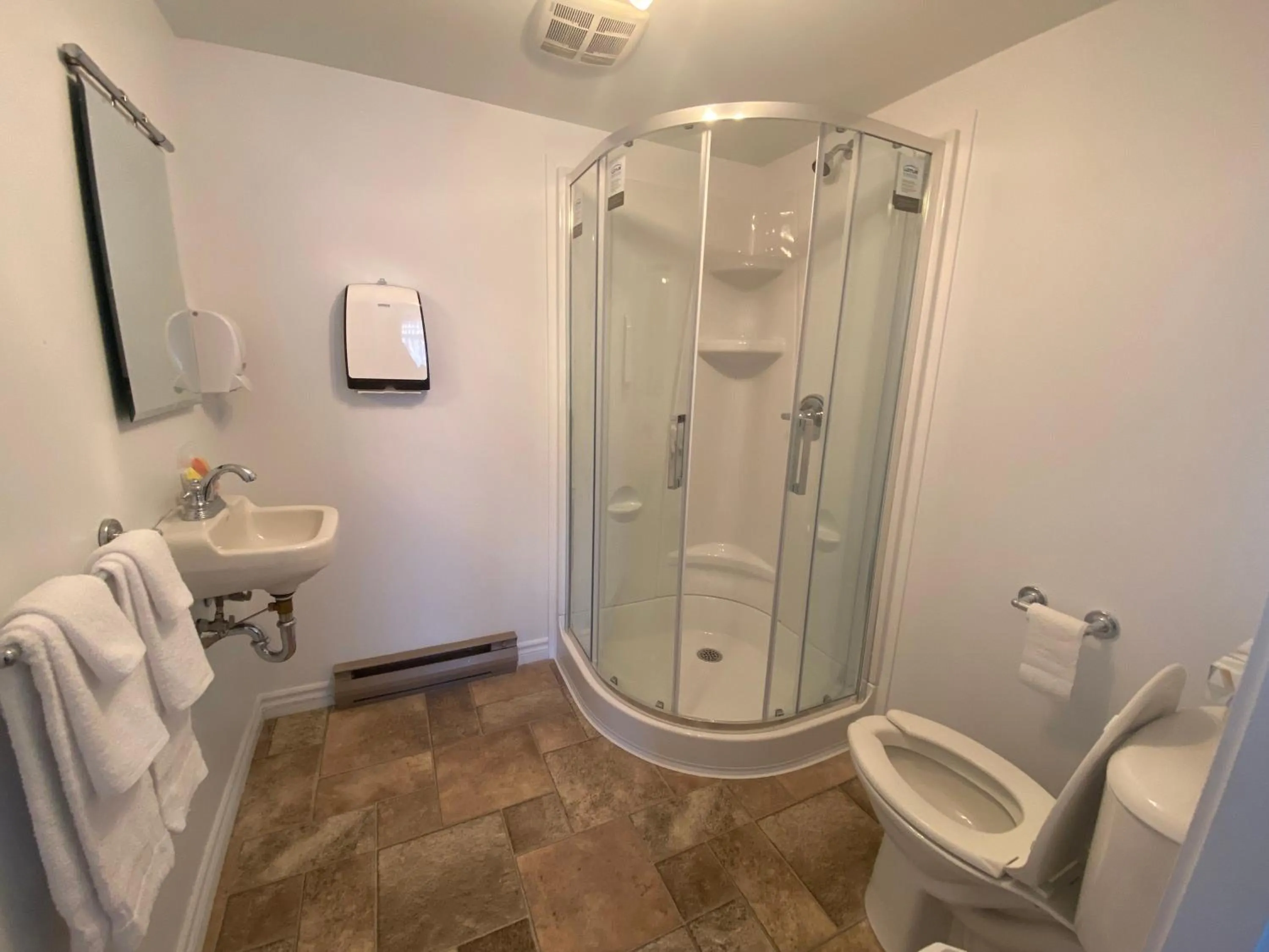 Shower in Le Gaspesiana