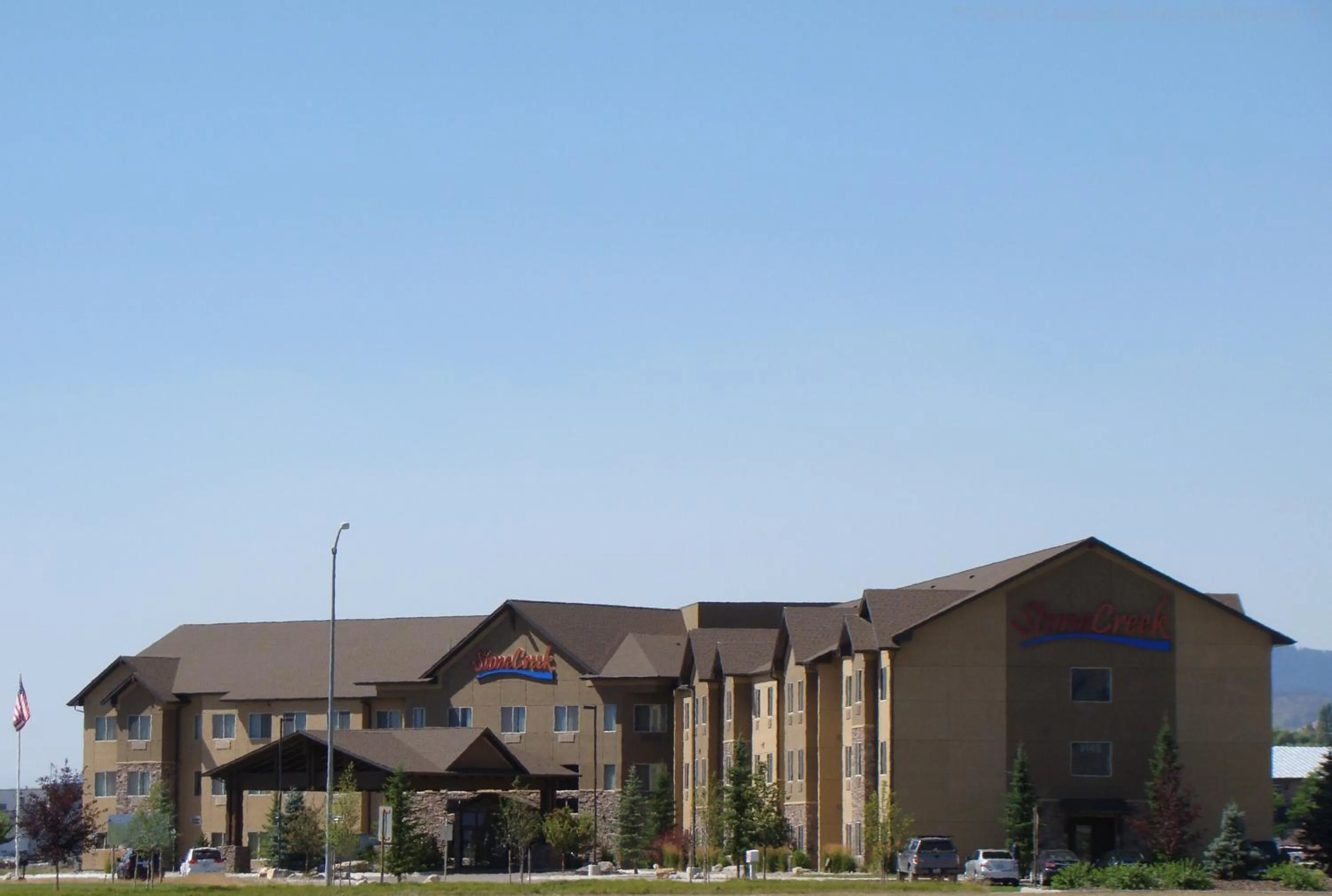 Property building in StoneCreek Lodge