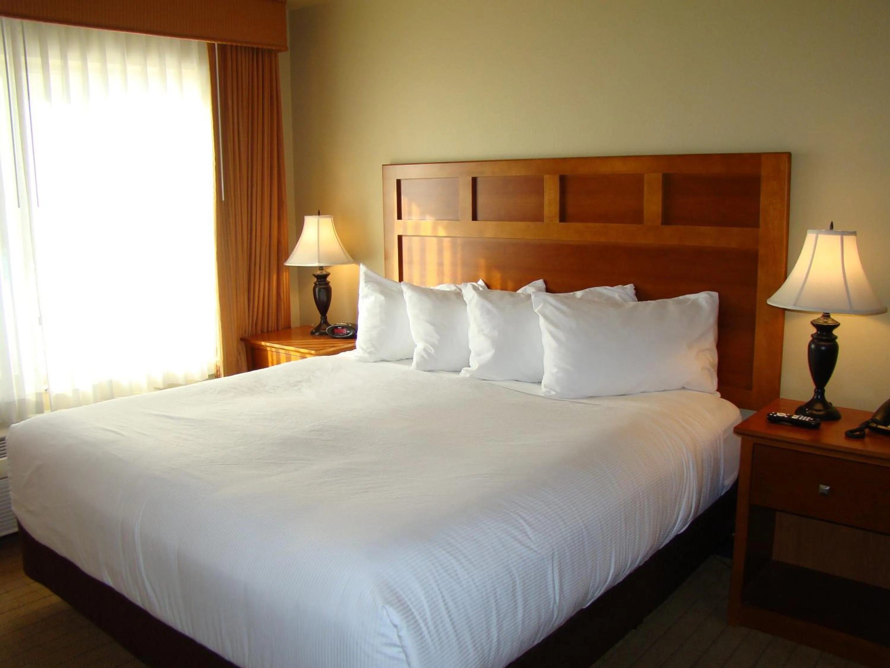 Bed in StoneCreek Lodge