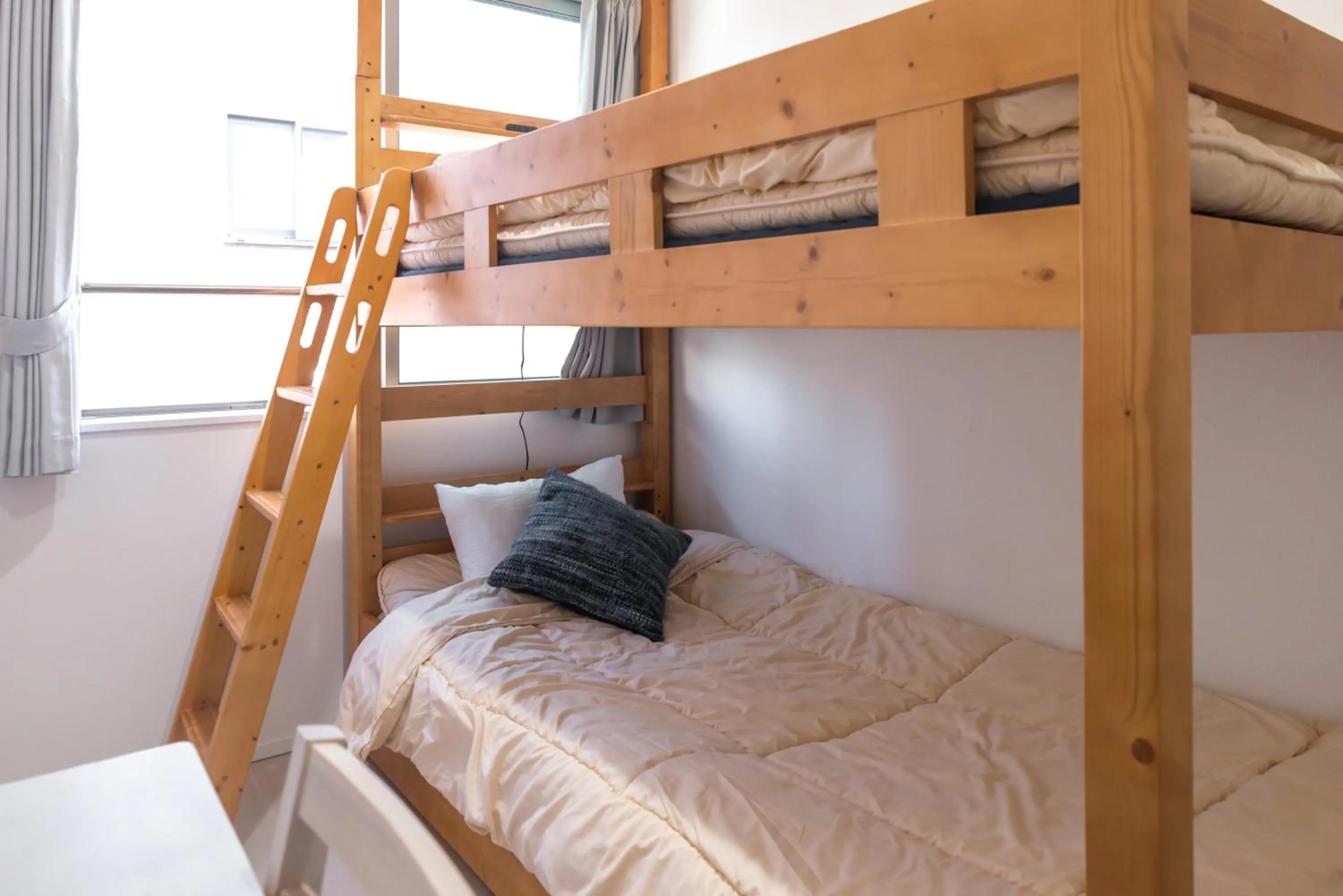 Bed in nestay inn tokyo senju