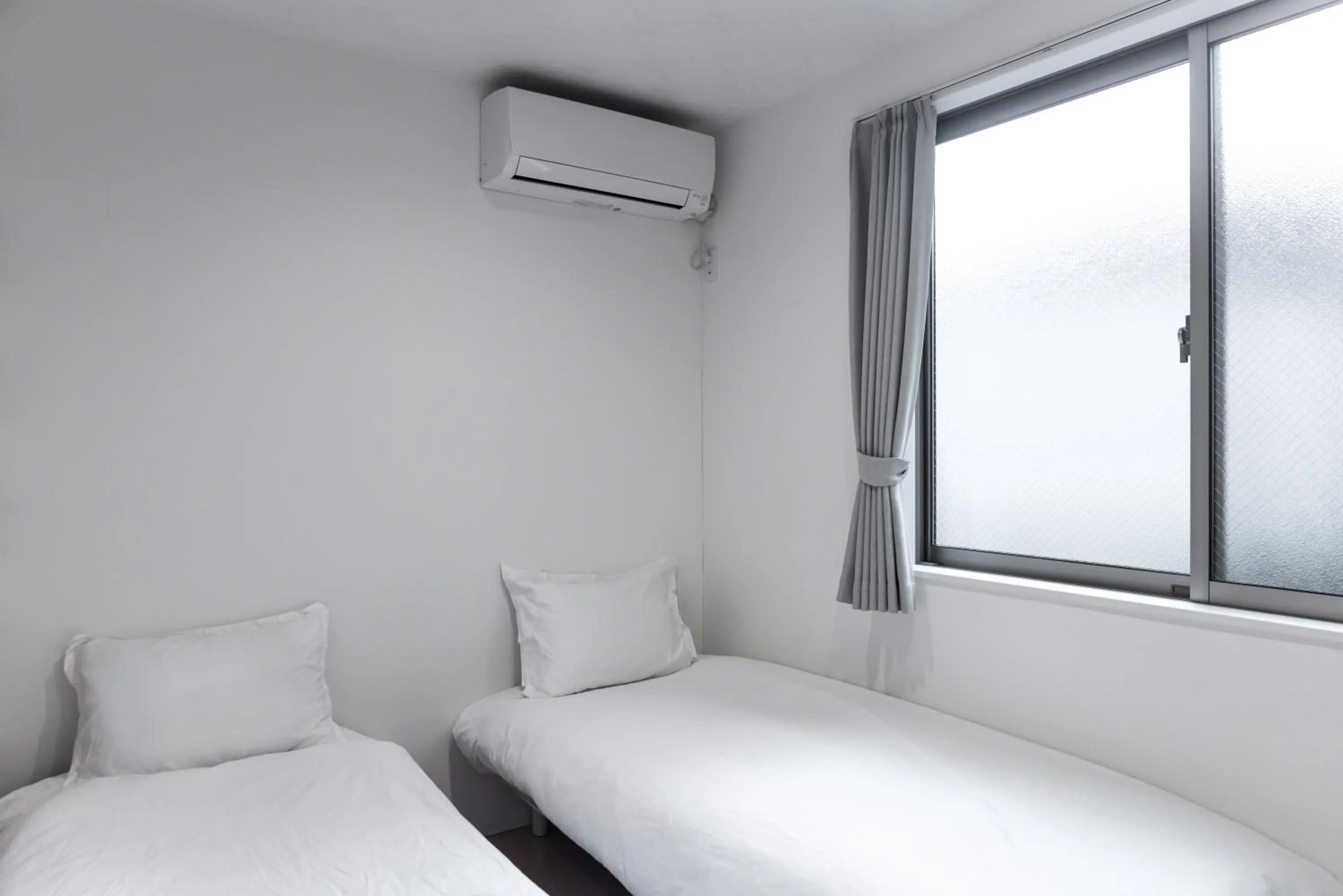 Bed in nestay inn tokyo senju