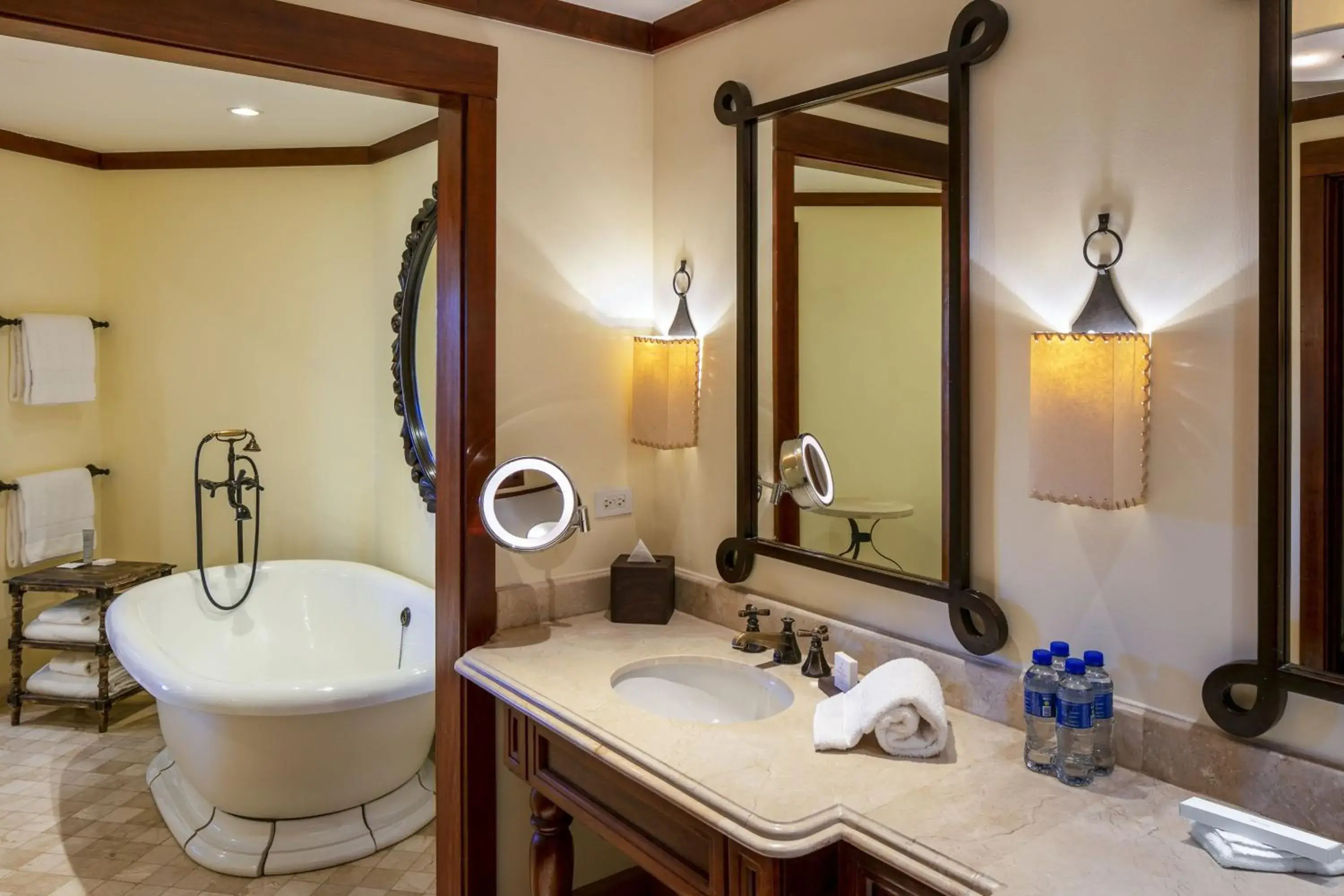 1 Bedroom Suite, 1 King, Bathrooms: 1.5, Ocean View, Balcony in JW Marriott Guanacaste Resort & Spa 1 Bedroom Suite, 1 King, Bathrooms: 1.5, Ocean View, Balcony in JW Marriott Guanacaste Resort & Spa
