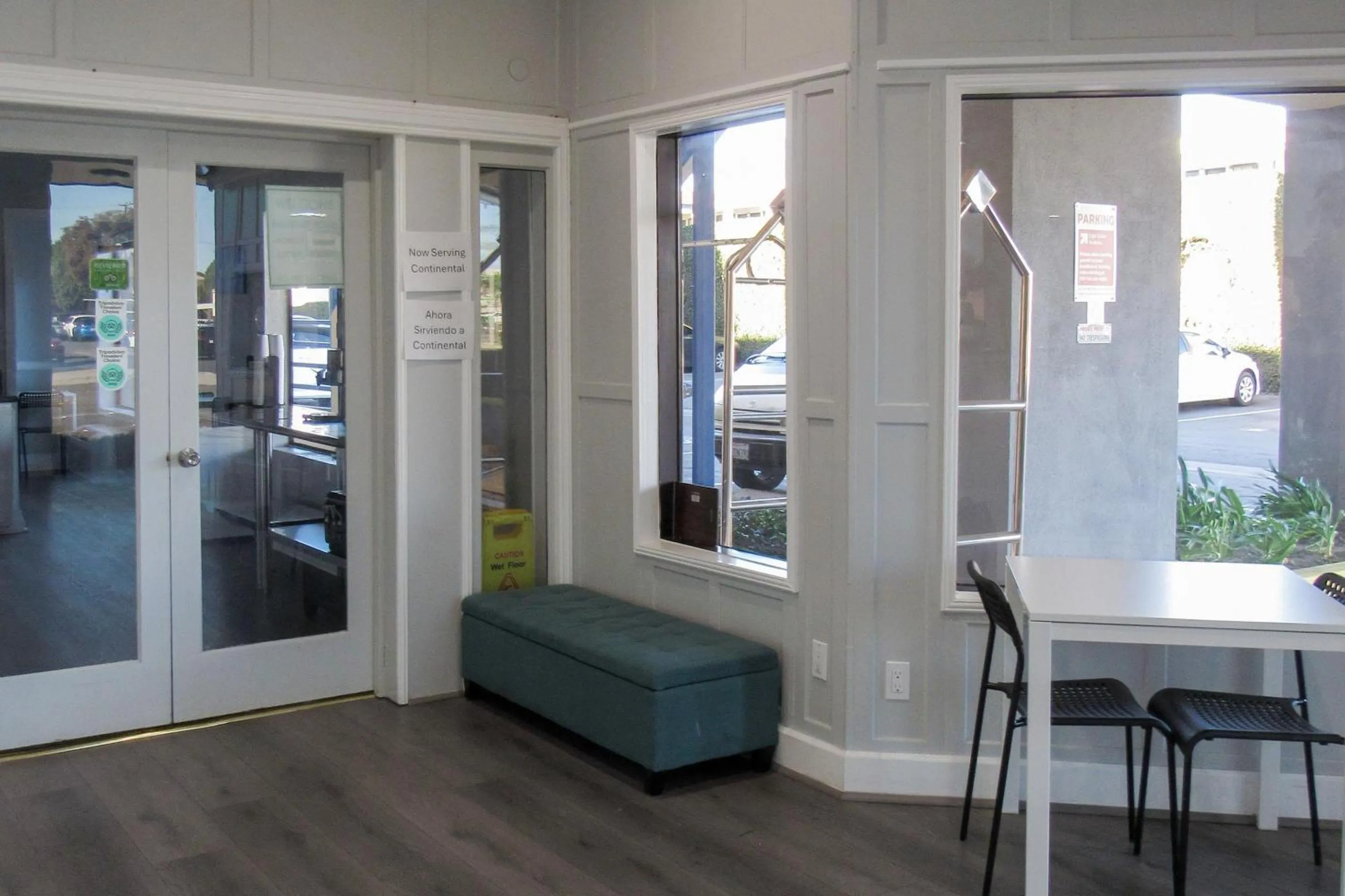 Breakfast in Capri Suites Anaheim